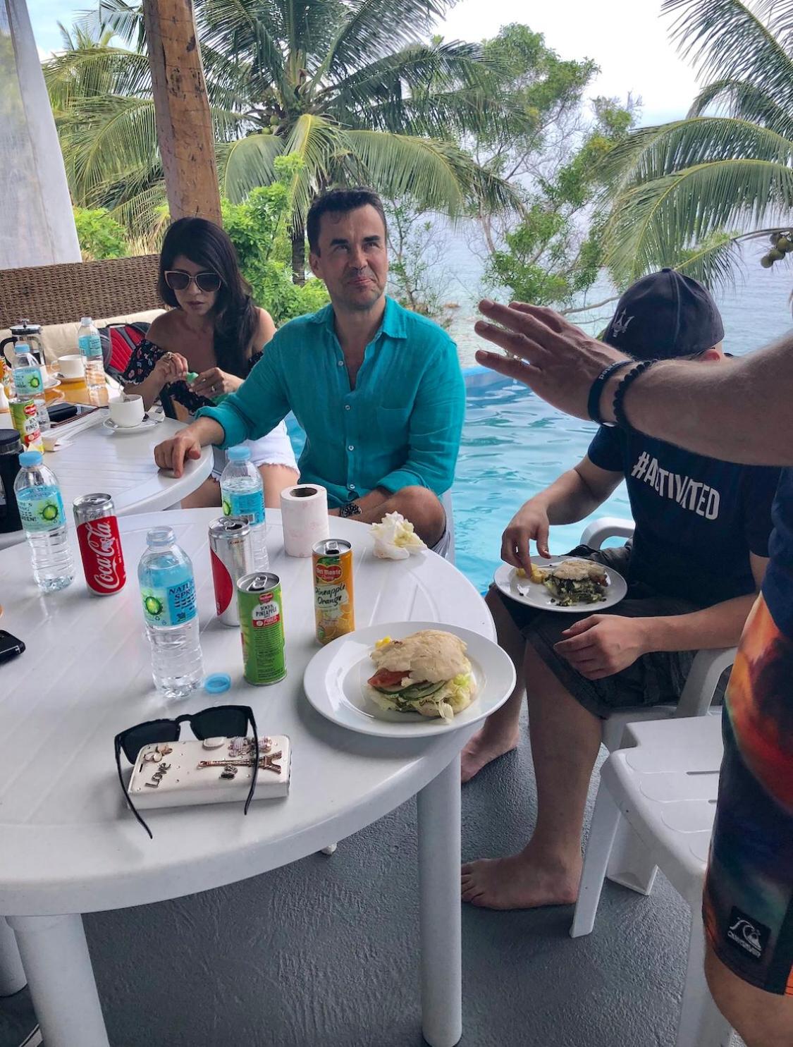 Bintana Sa Paraiso