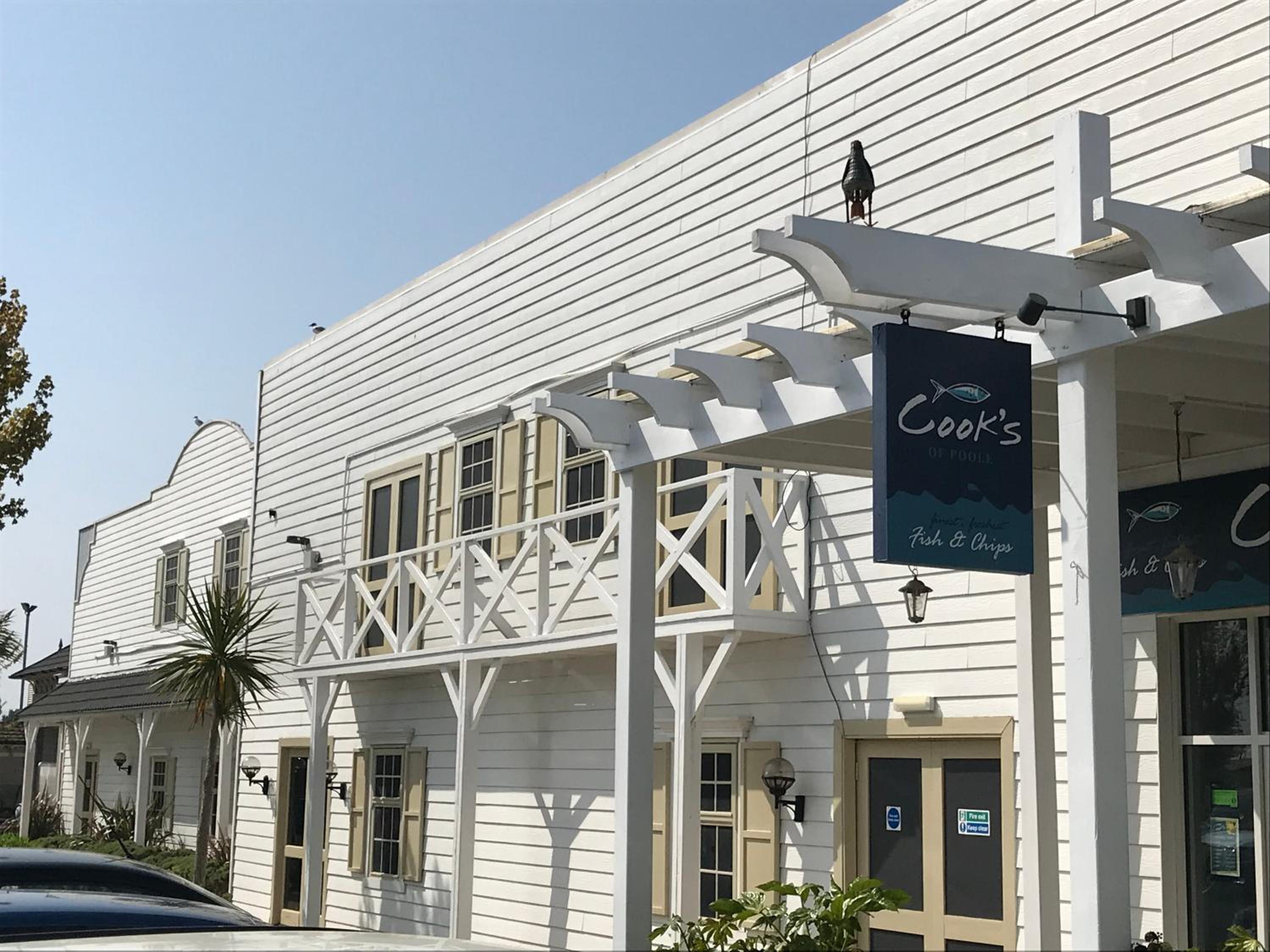 Hotel Rockley Park, The Poplars