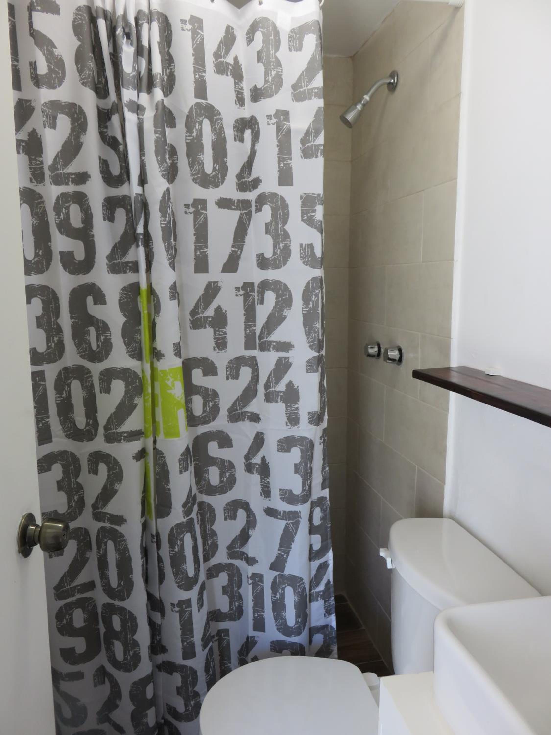 Casa Nova! PRIVATE BATHROOM AND ROOM