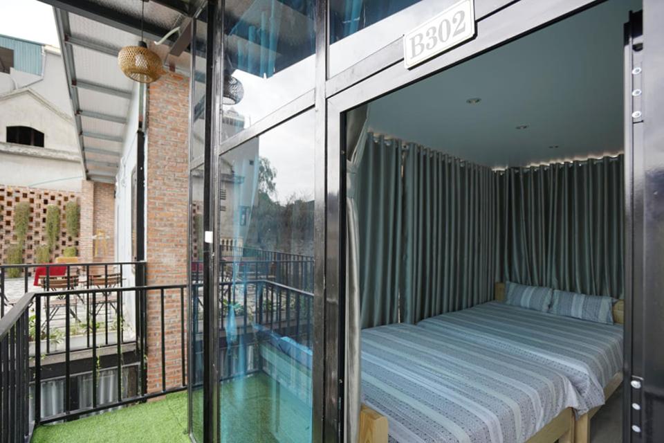 Almor Hostel With Pool in right center view 3