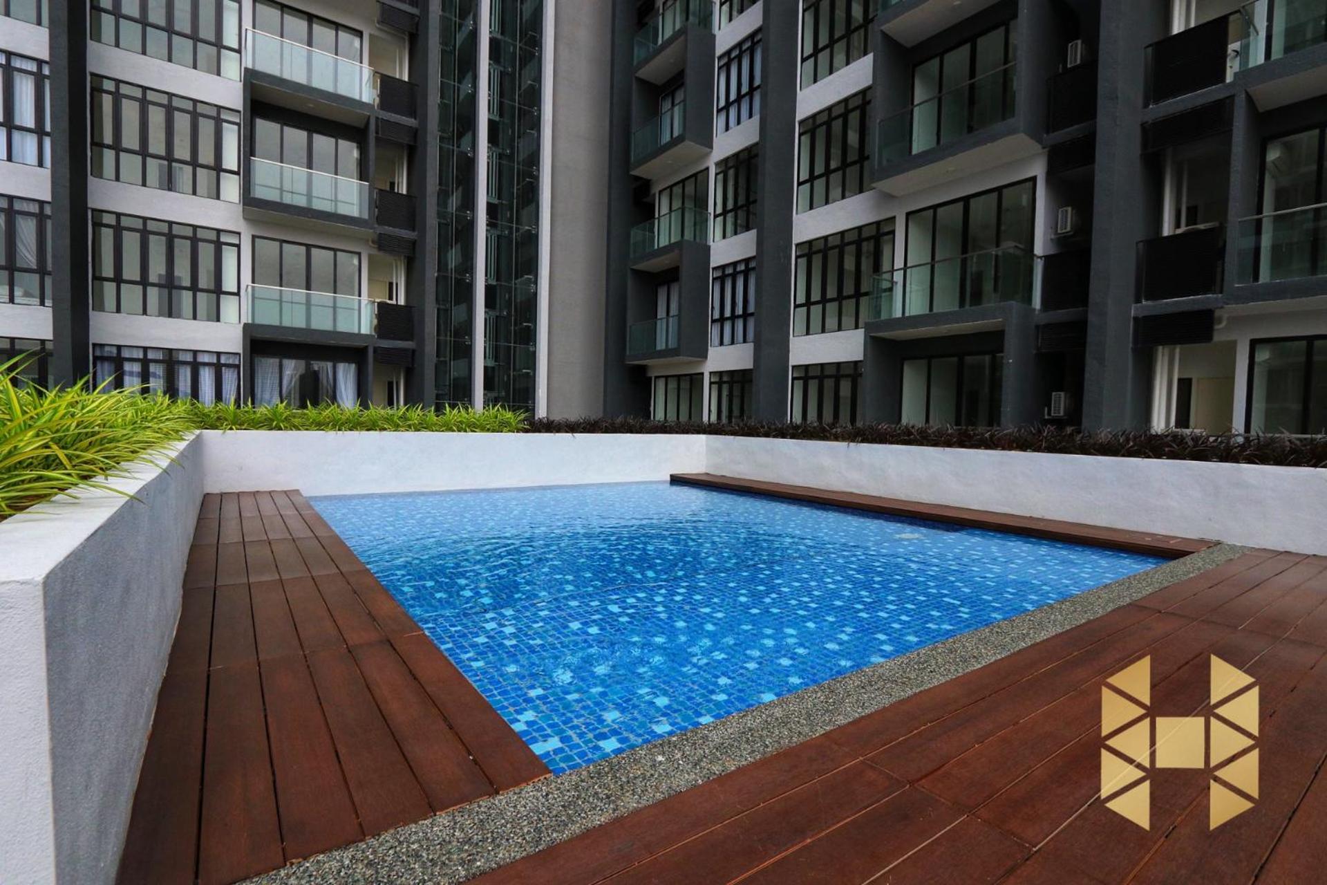 D'Pristine Medini by Stayrene