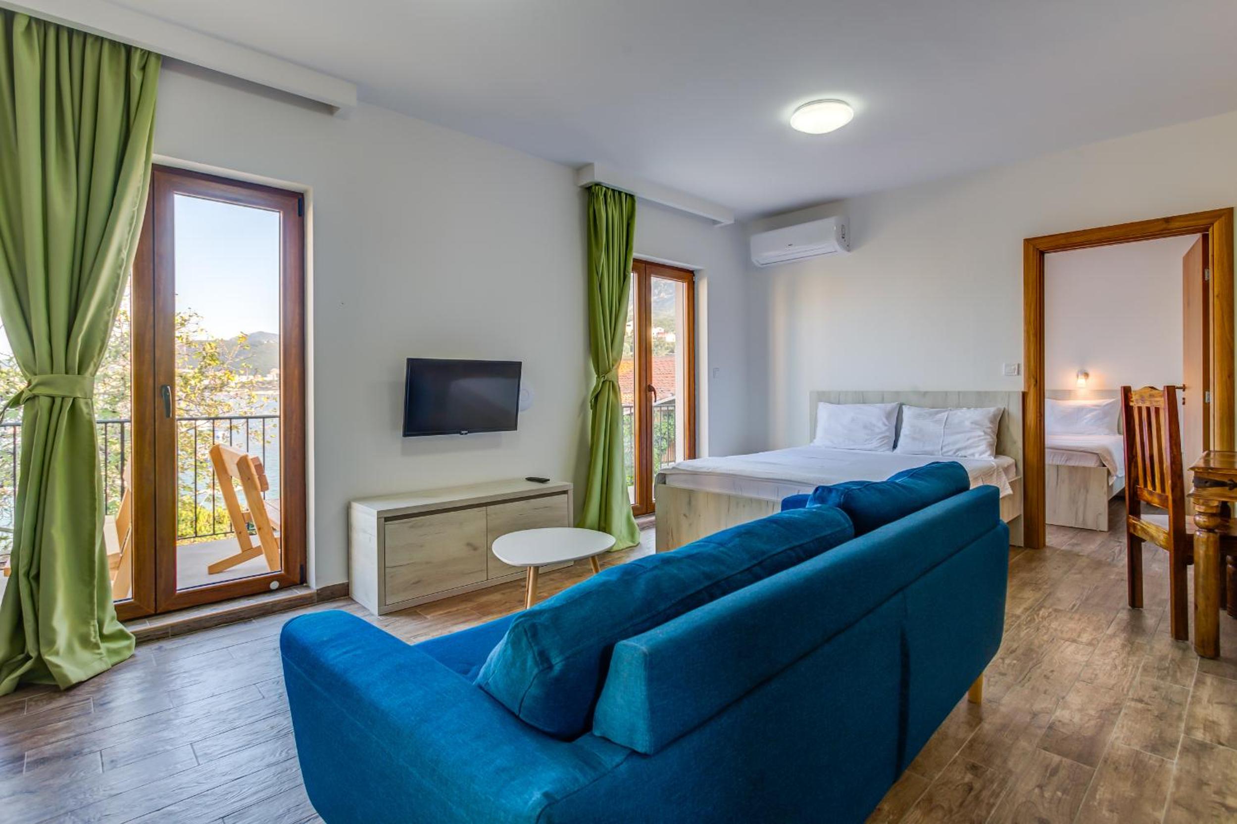 Mima Apartments