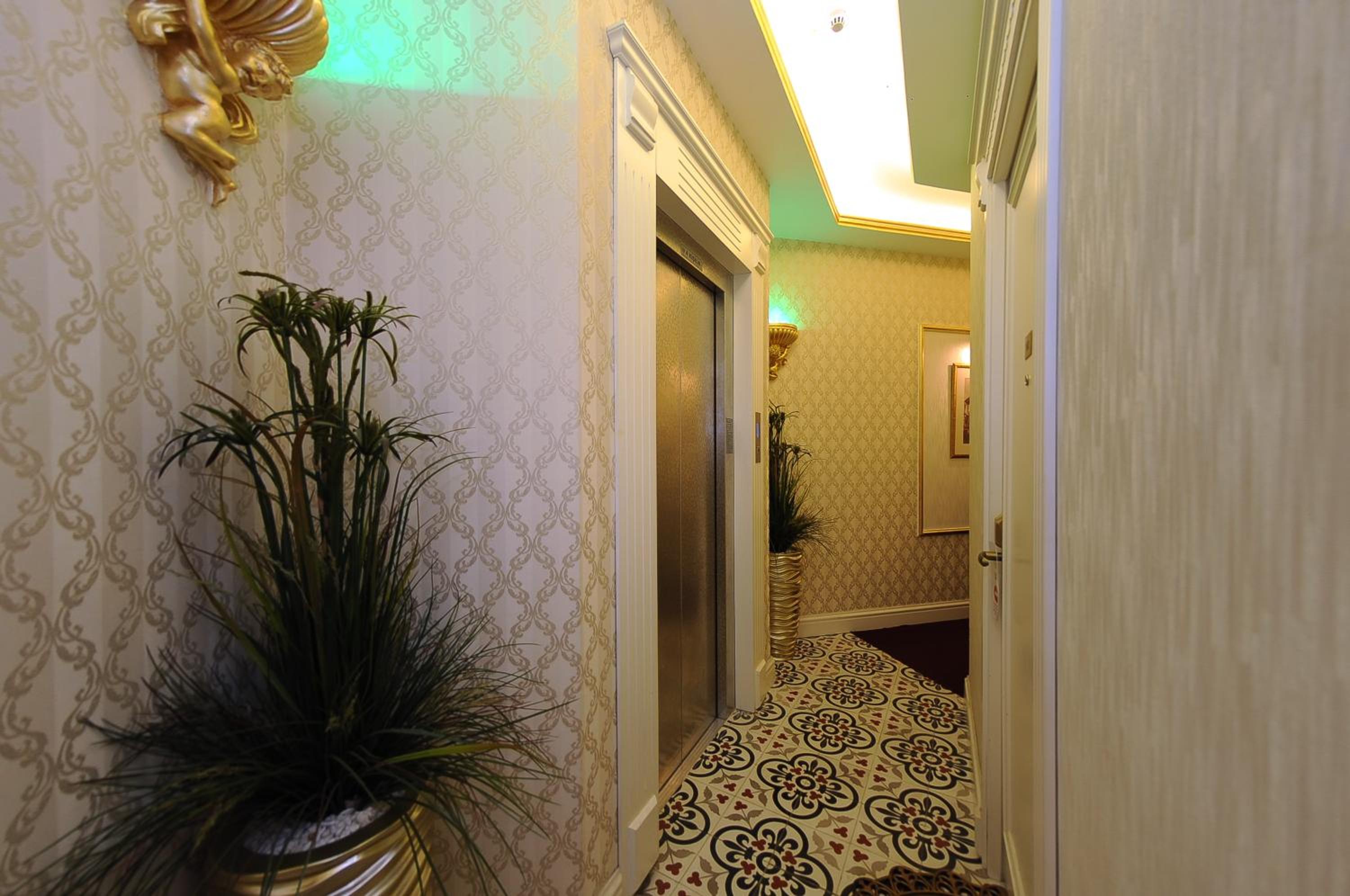 Coliseum Otel - Image 53