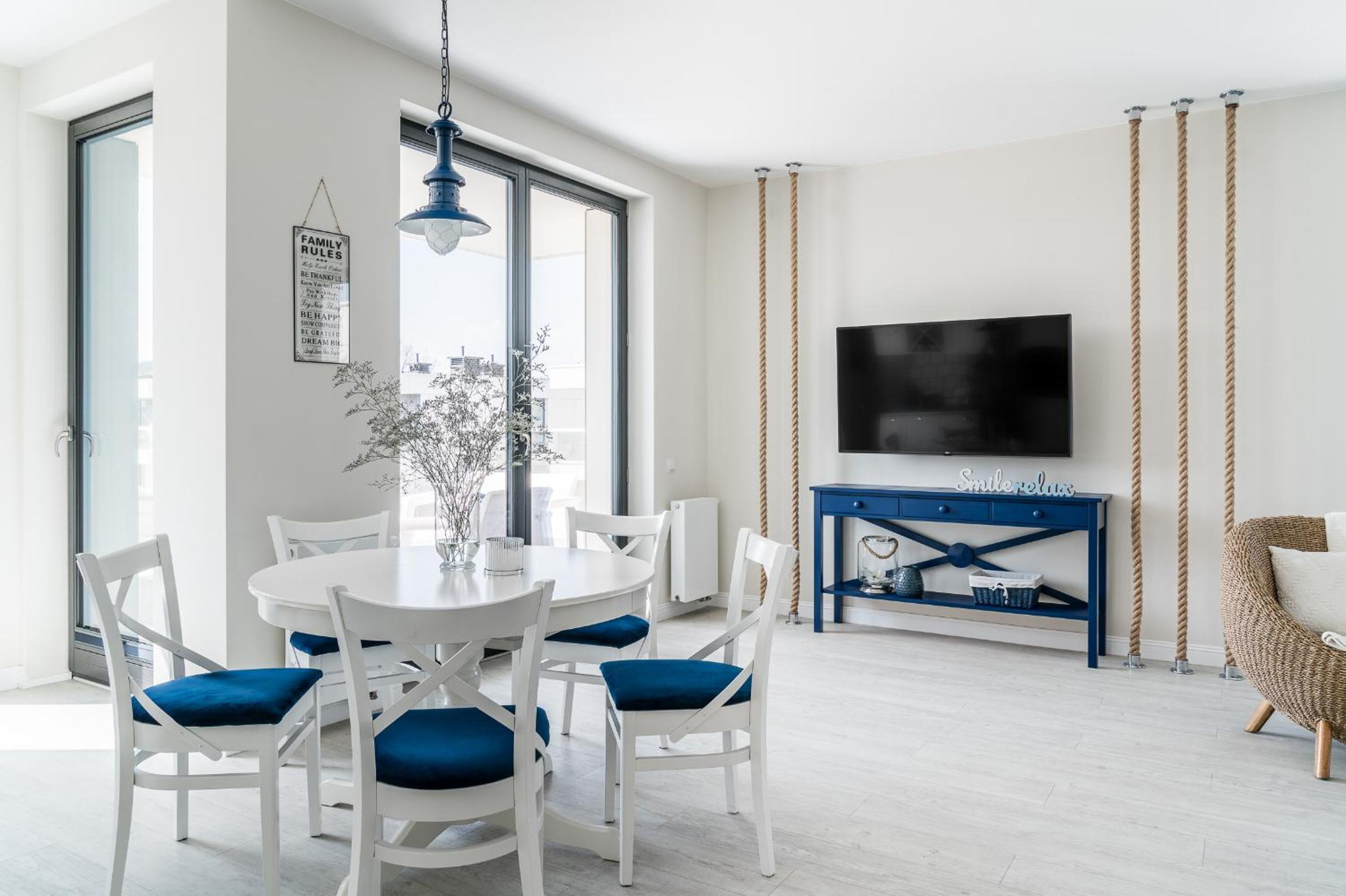 Blue Marina - Premium apartament na luskusowym zamknietym osiedlu OKRZEI by Lion Apartments Sopot