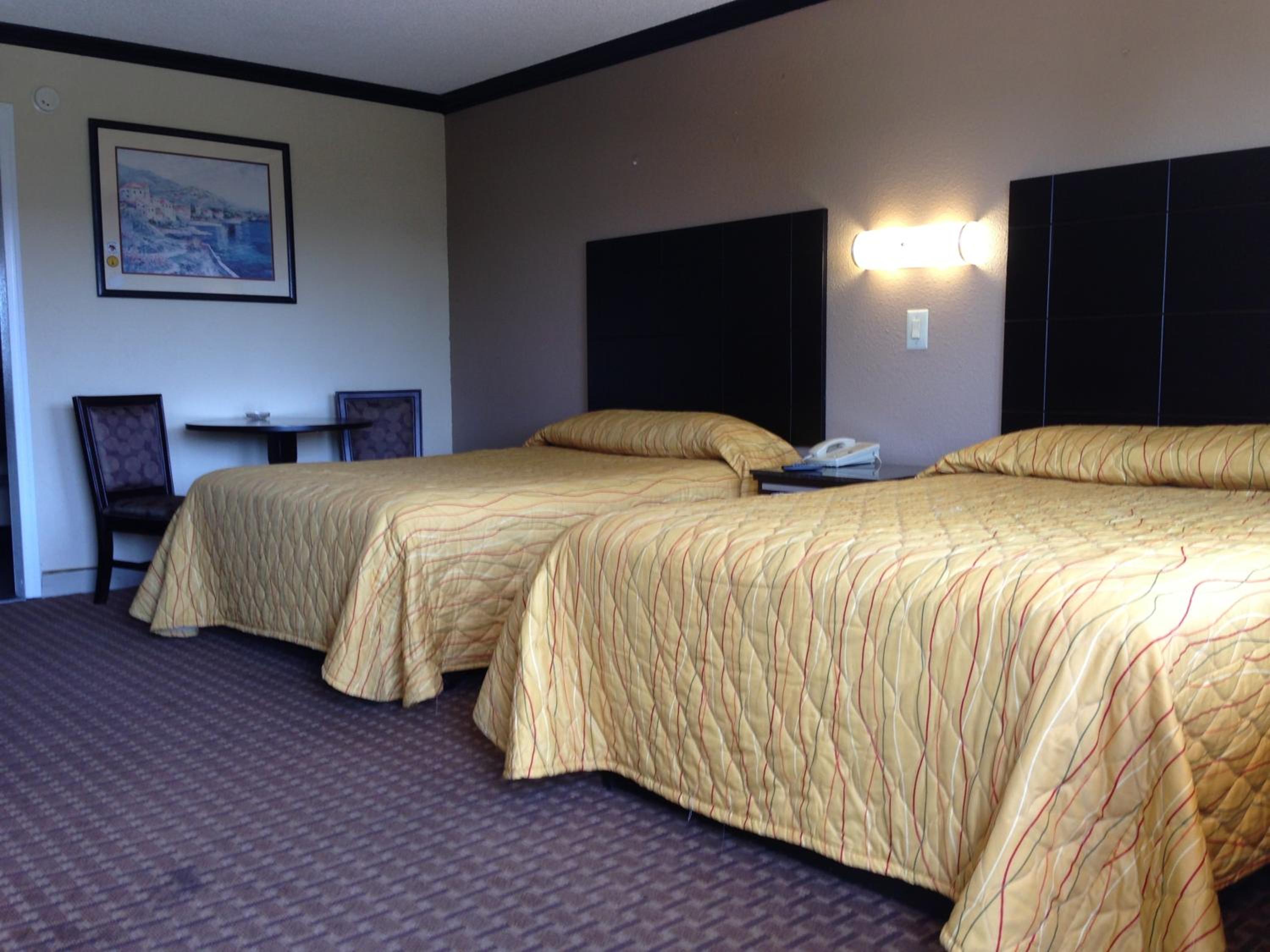 Del Amo Inn