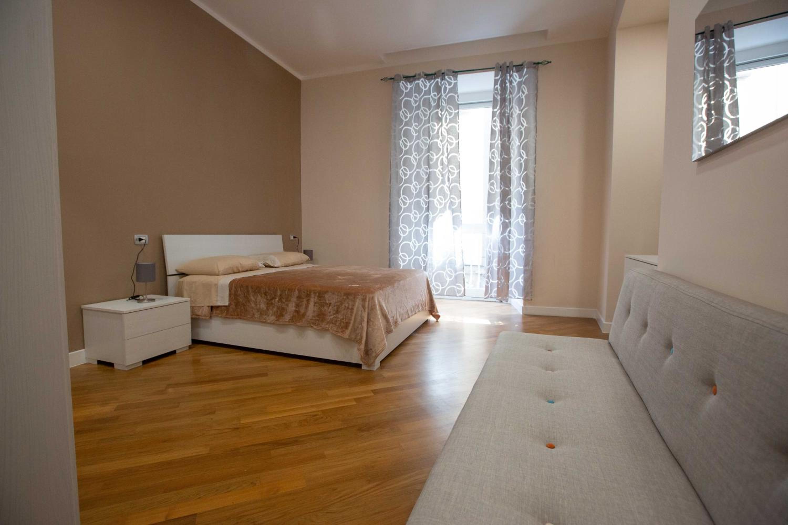 Privilege Chiaia by Dimorra photo 3