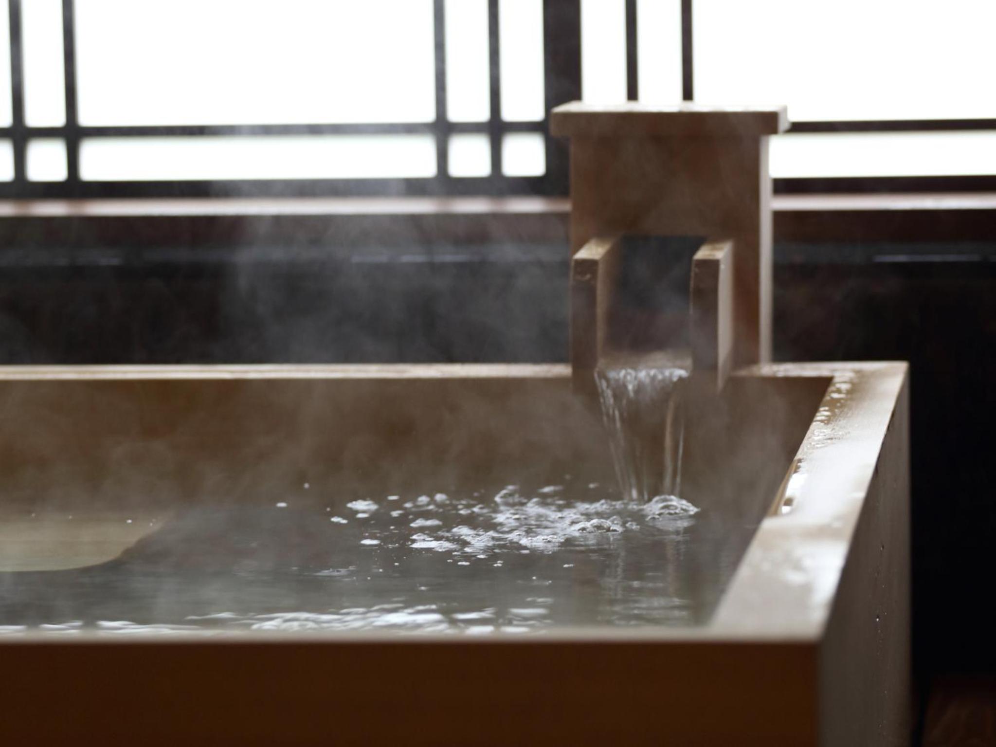 Kanazawa Yuwaku Onsen Kokarian