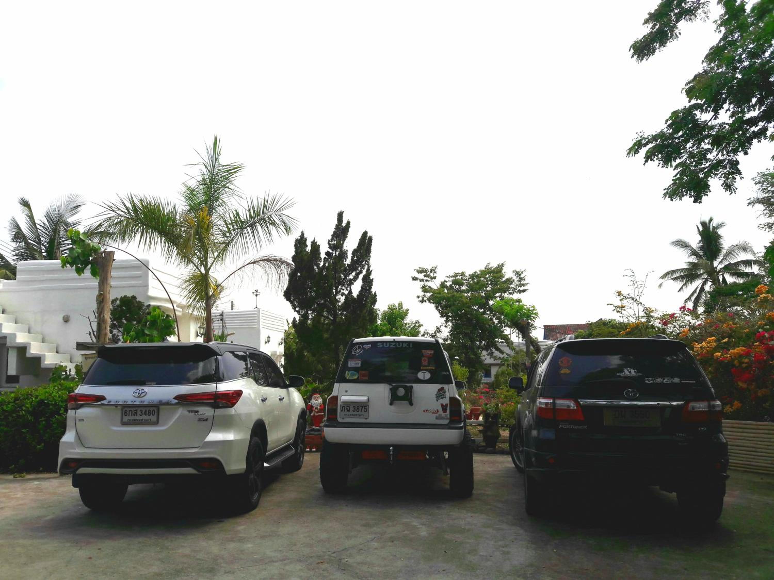 Scenic Riverside Resort
