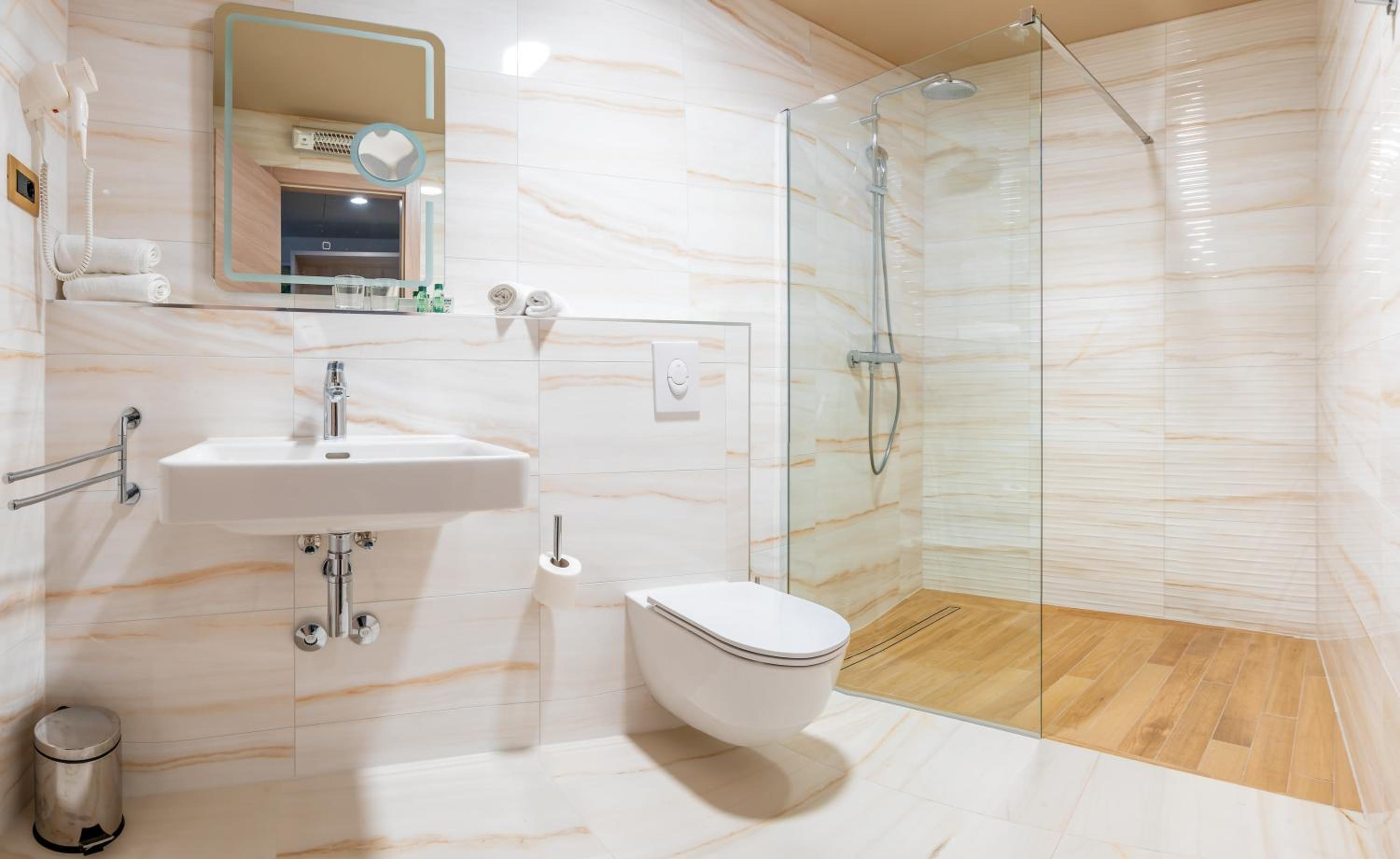 Priska Med Luxury Rooms photo 5