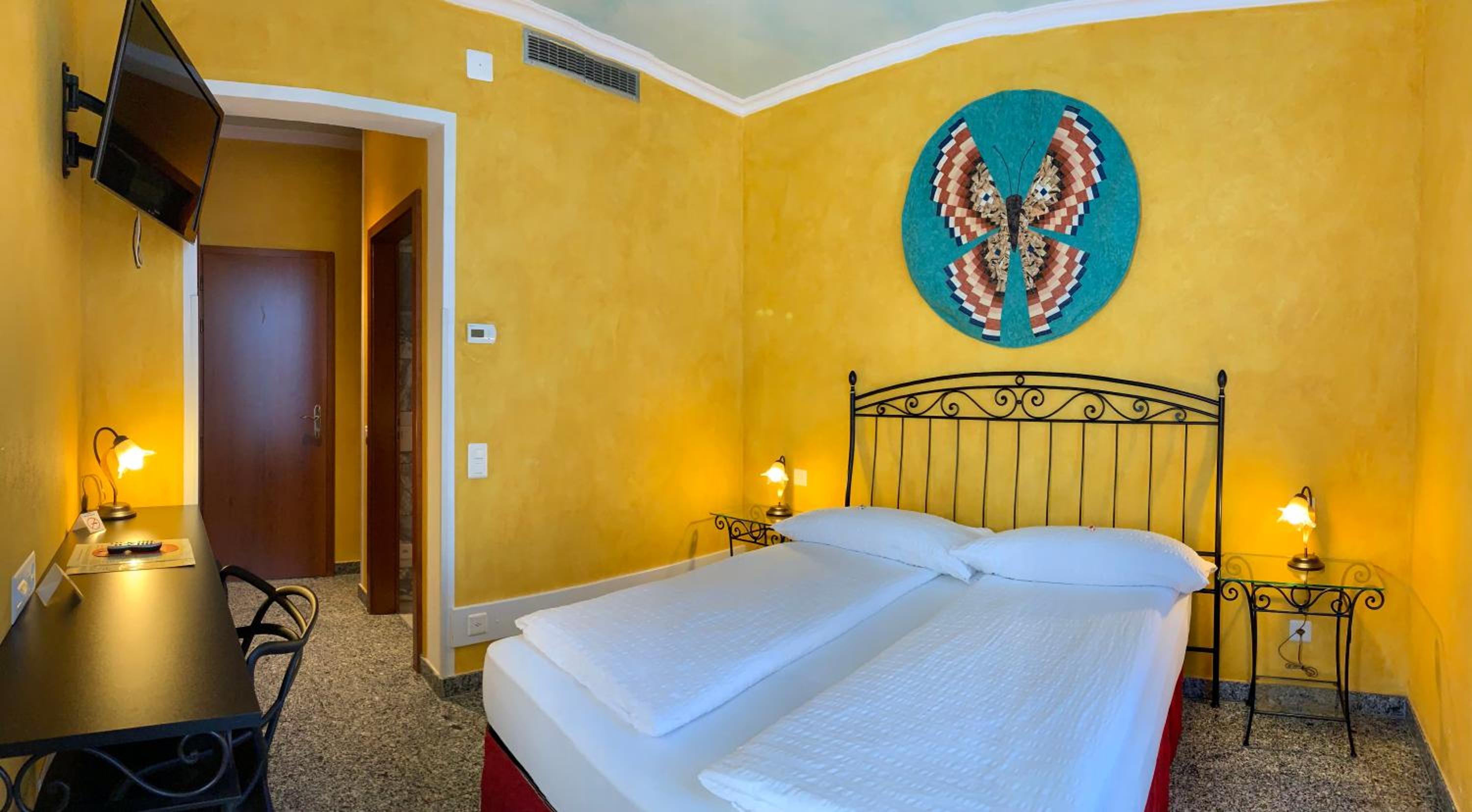 Hotel&Hostel Montarina
