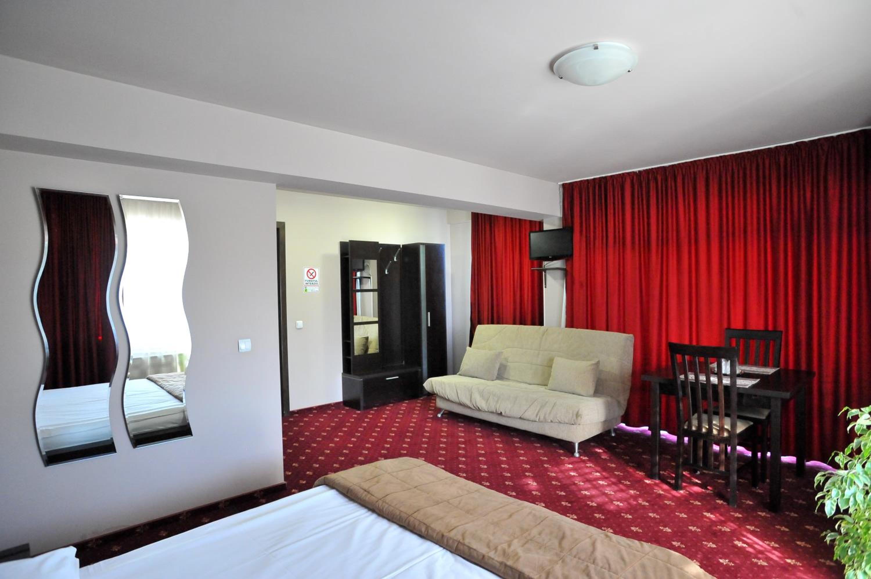 Pensiunea Novis view 4