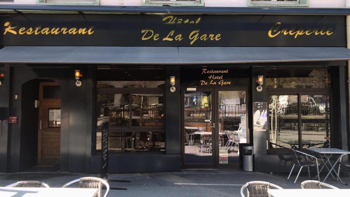 restaurant