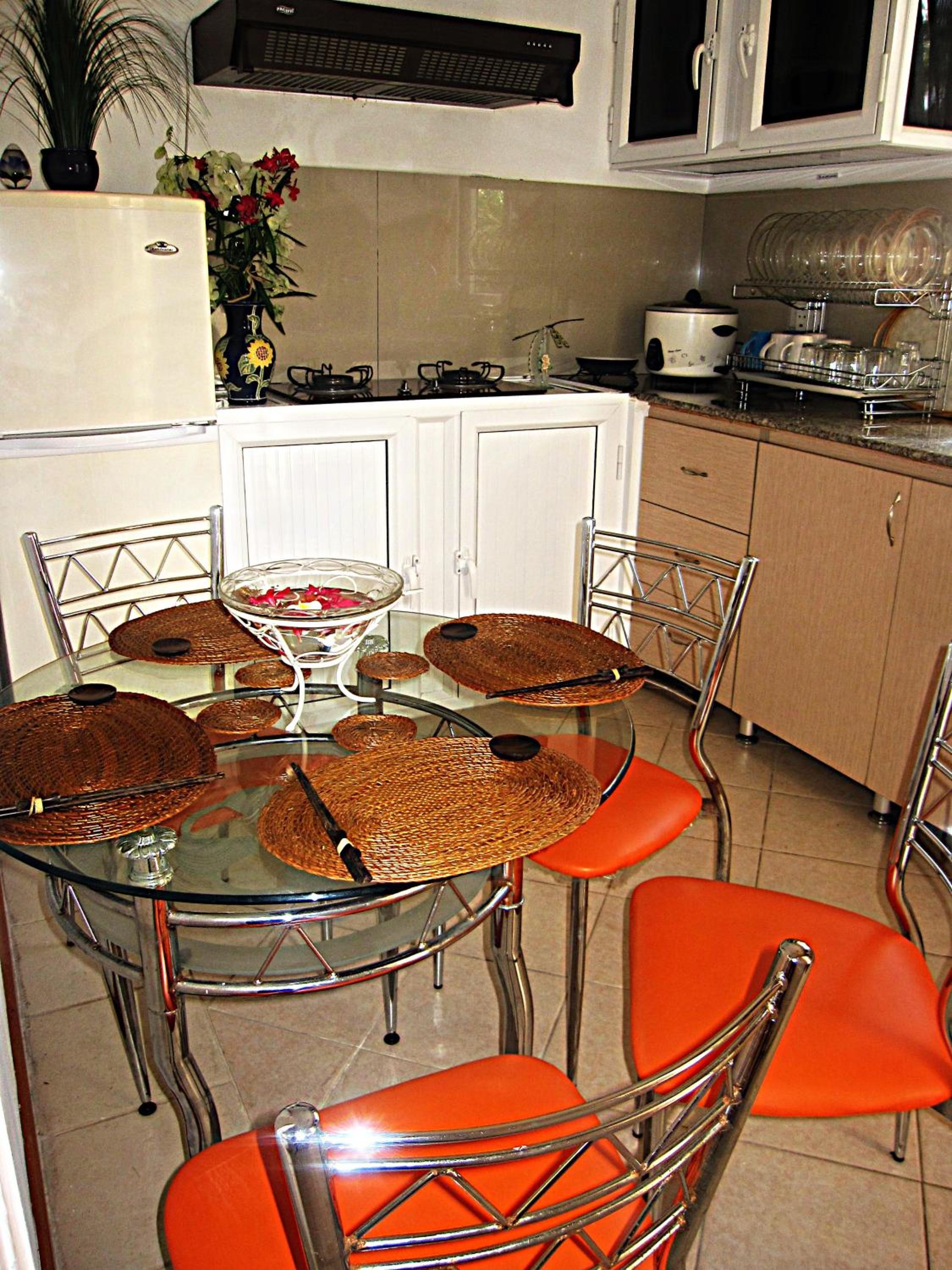 Golden Rod villa
