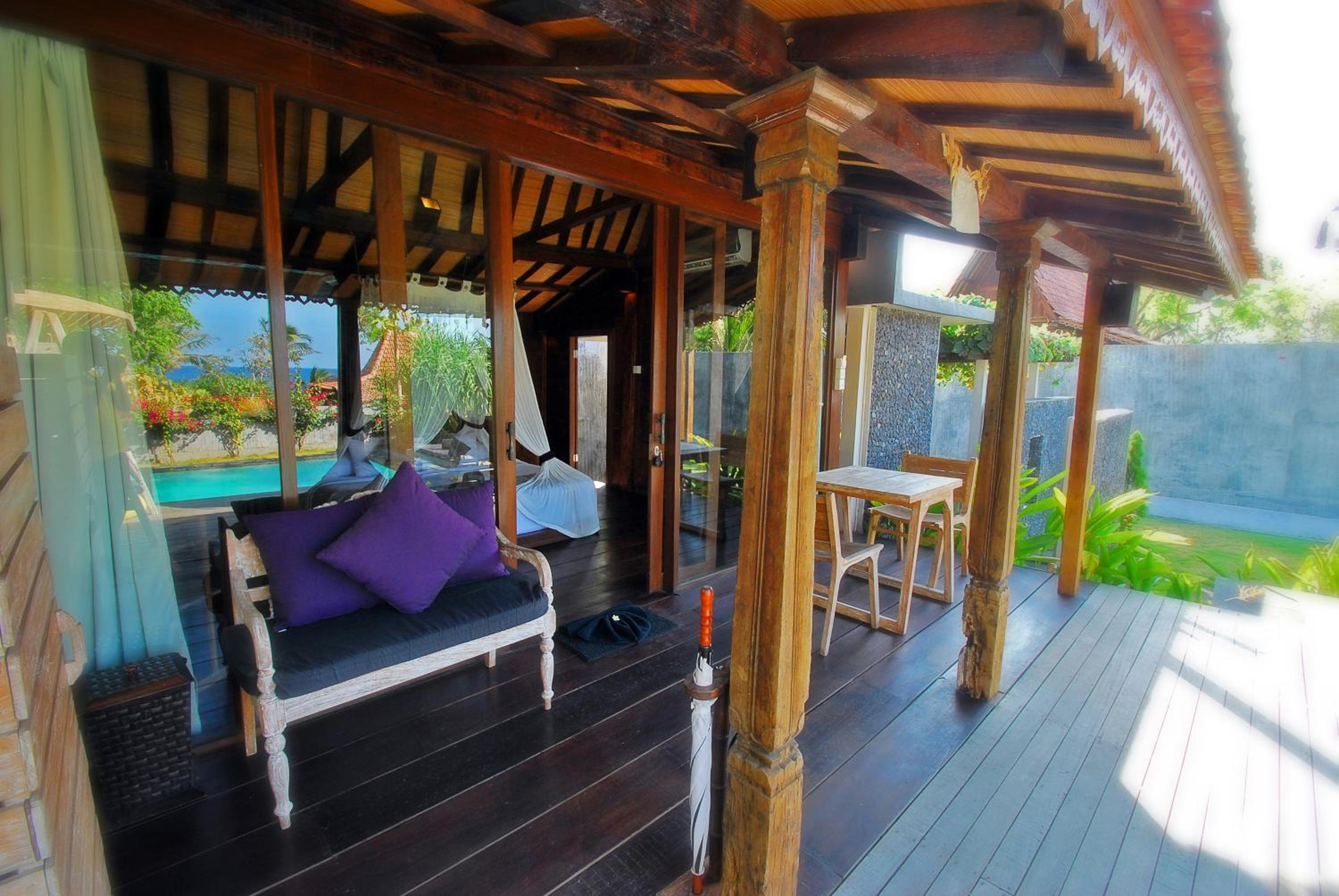 Kajane Tulamben Bali