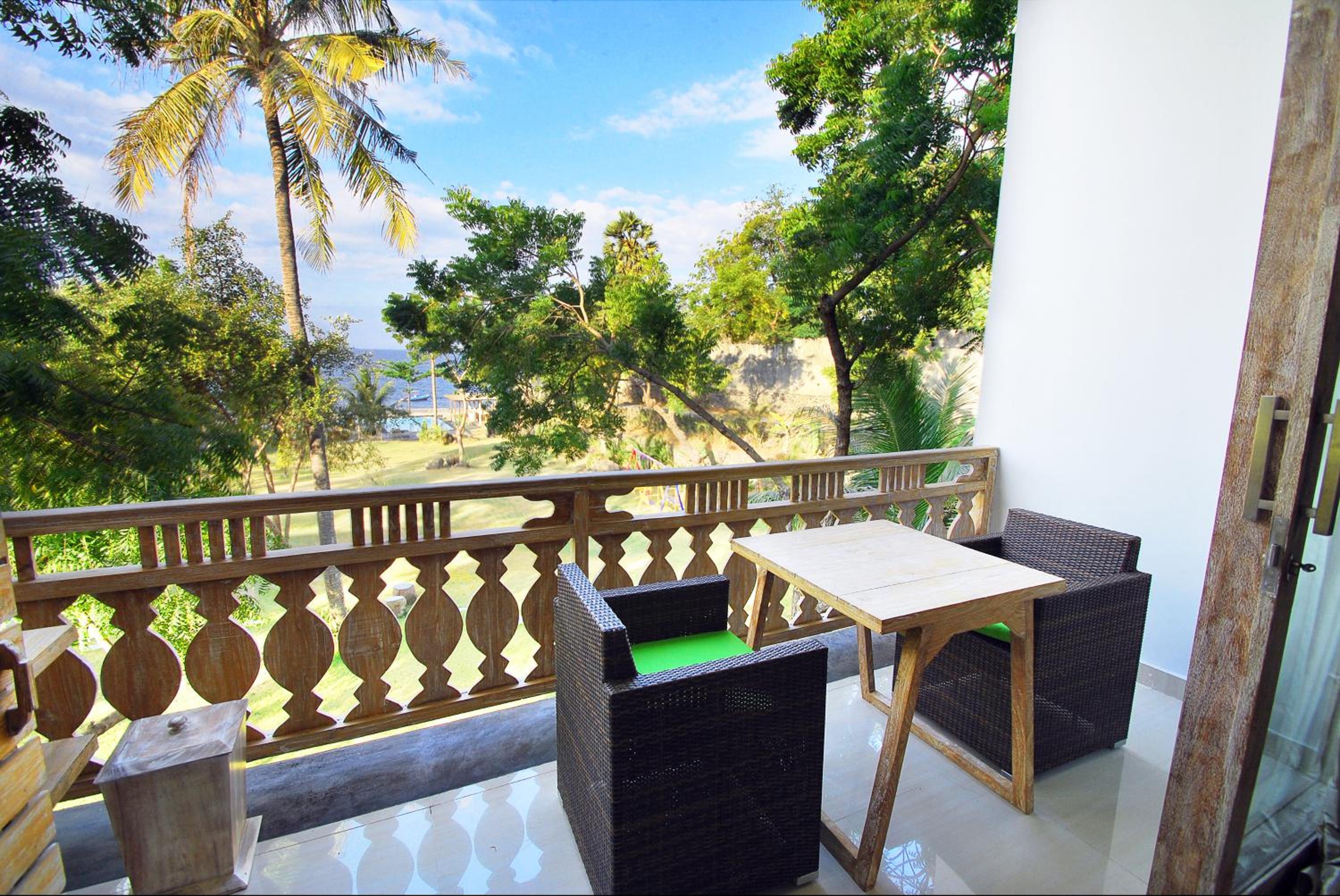 Kajane Tulamben Bali