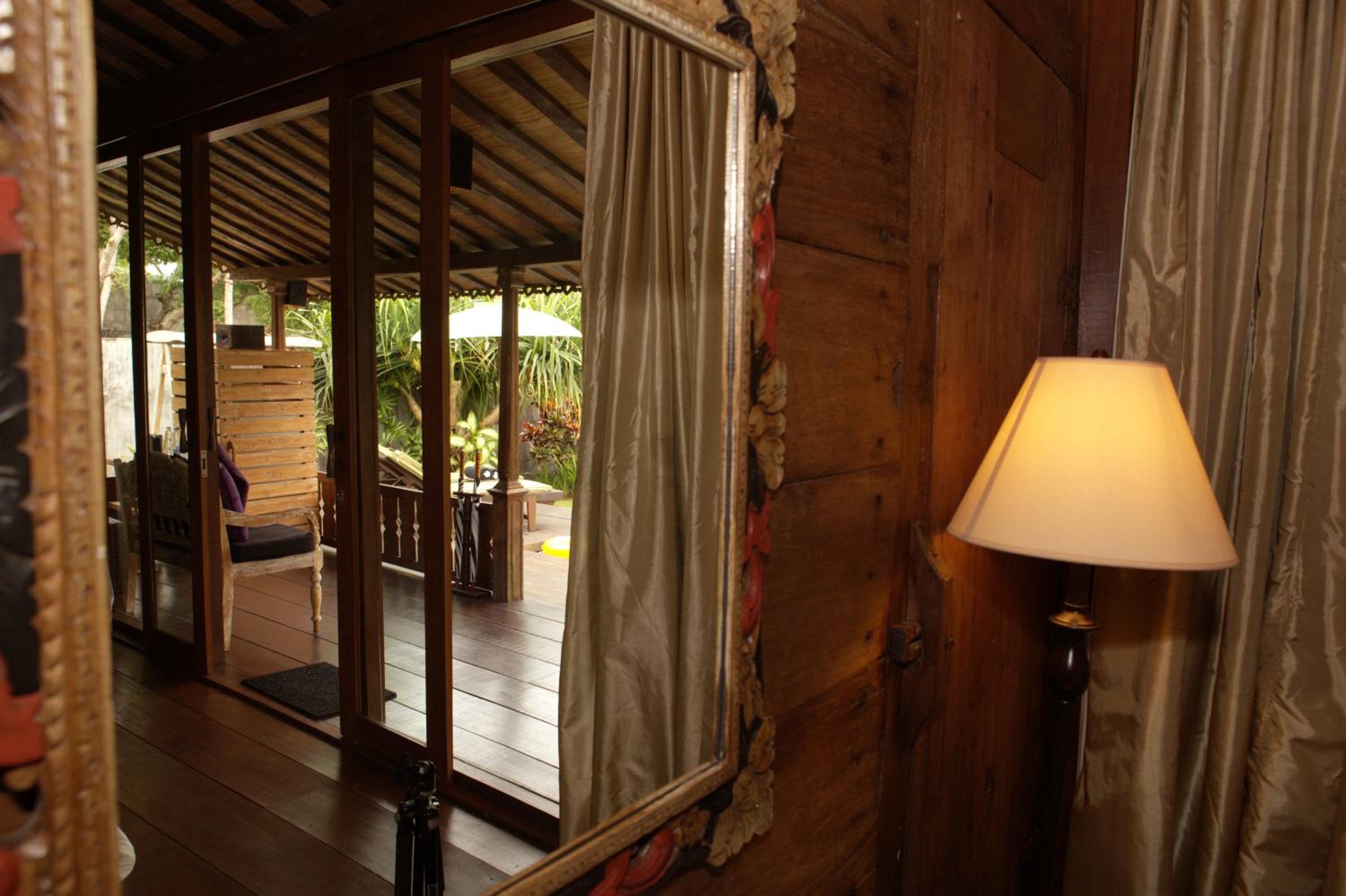Kajane Tulamben Bali