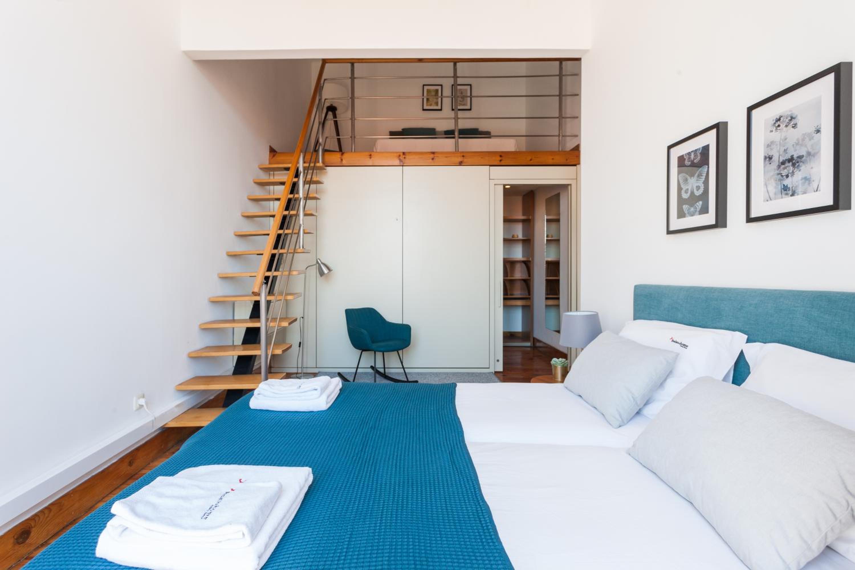 FLH Alfama River View Flat