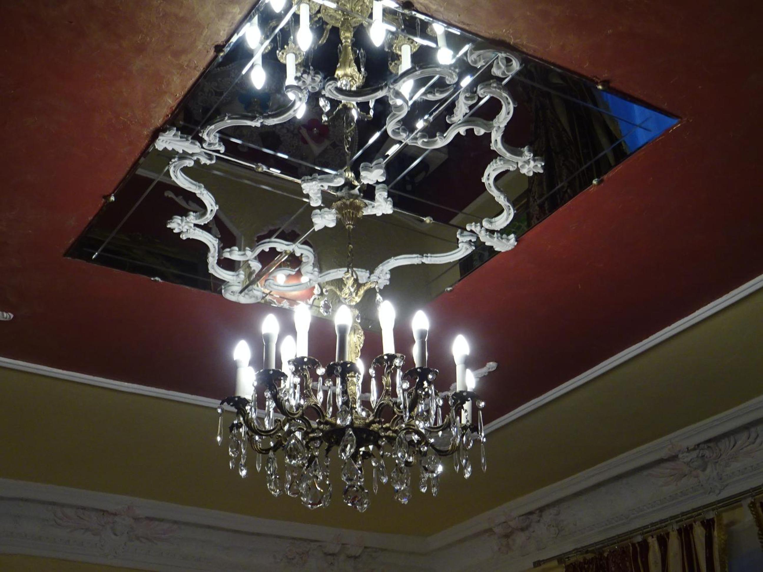 Villa Imperia, Museums-Hotel, Treppensteigen