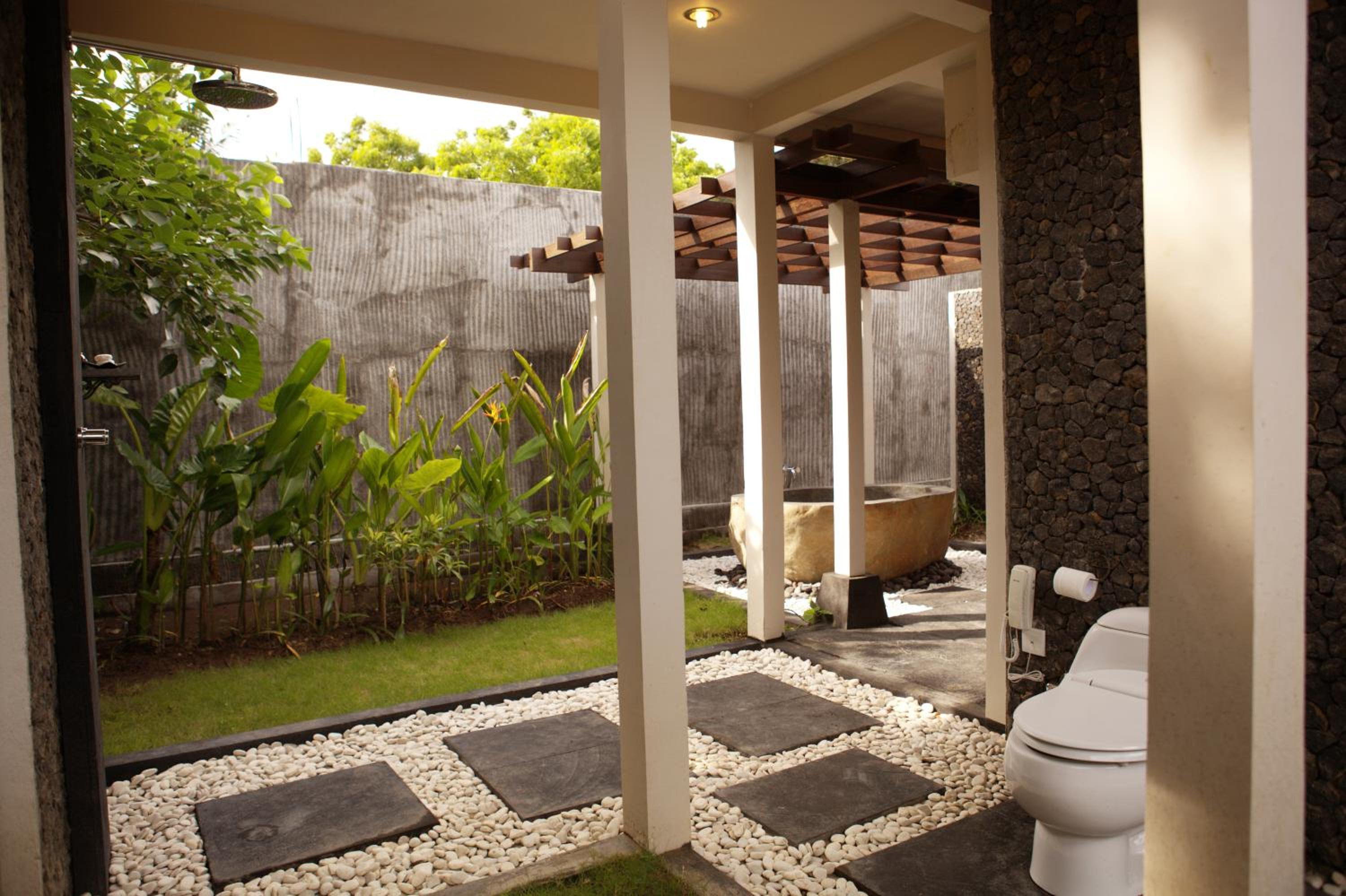 Kajane Tulamben Bali