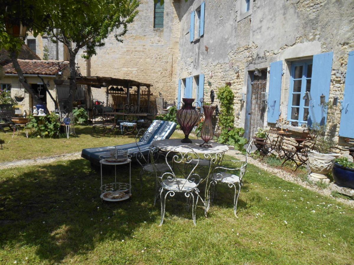 Le vieux Prieuré view 5