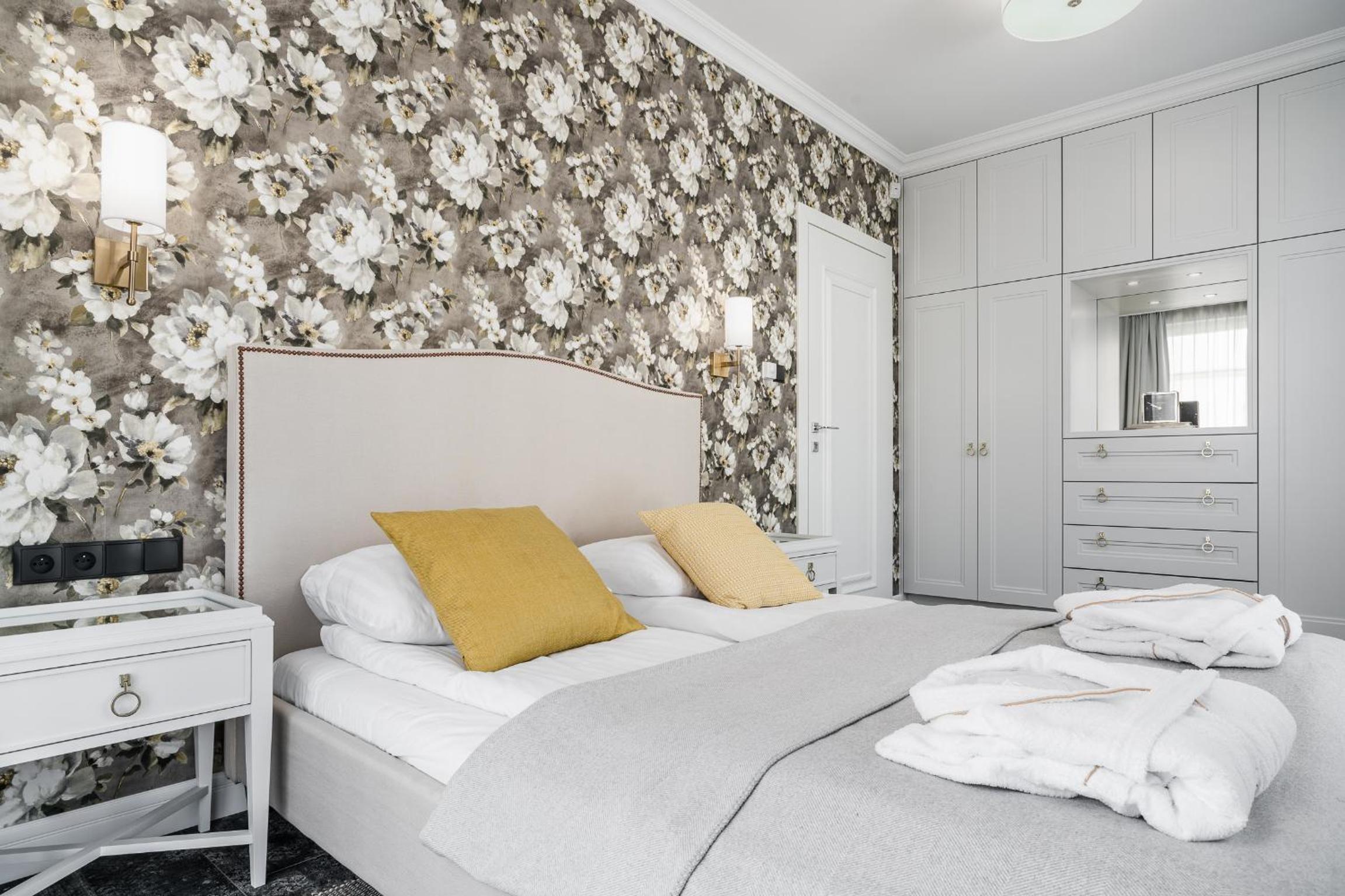 Monte Carlo Luxury Suites with Parking by Lion Apartments Sopot
