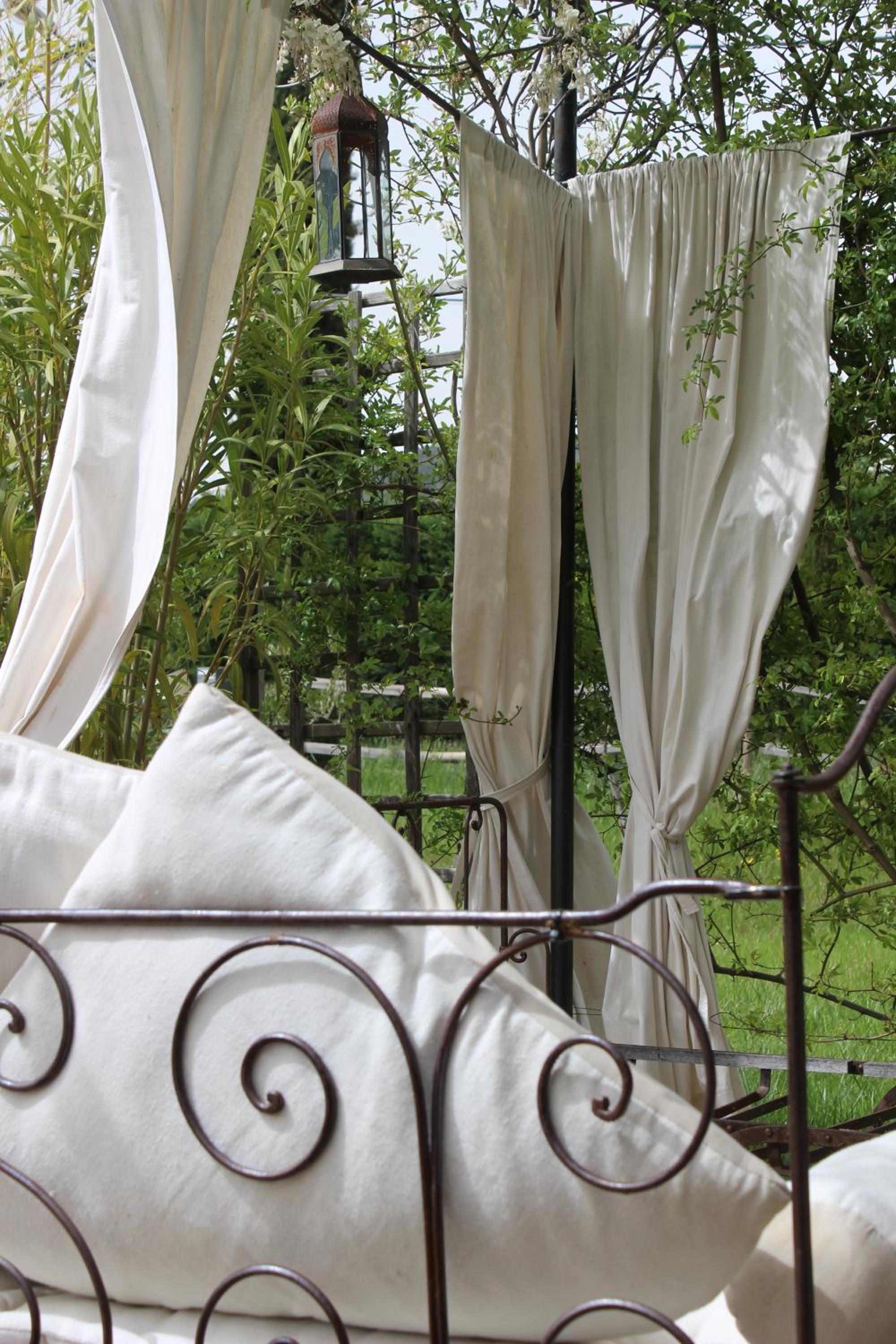 CHEZ ELLES EN PROVENCE view 3