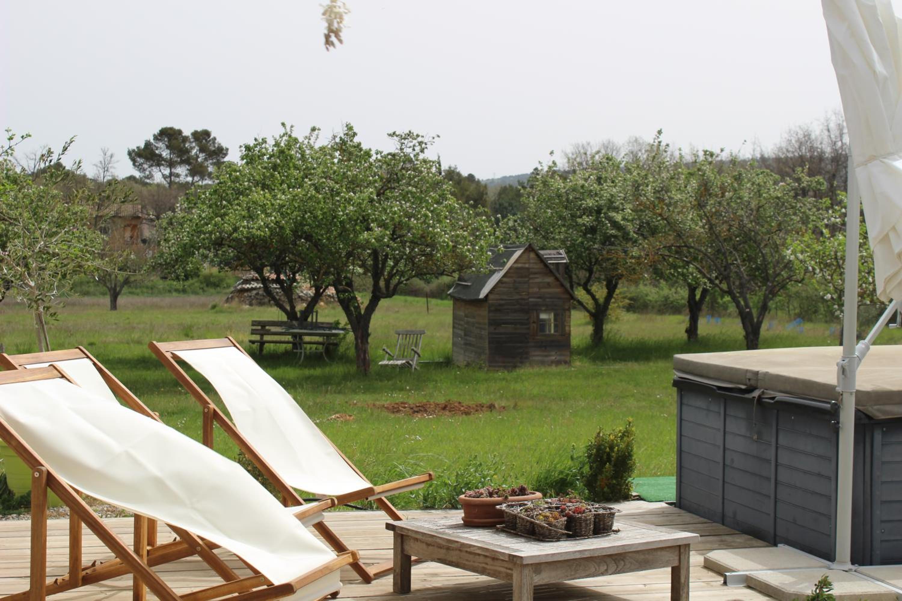 CHEZ ELLES EN PROVENCE view 5