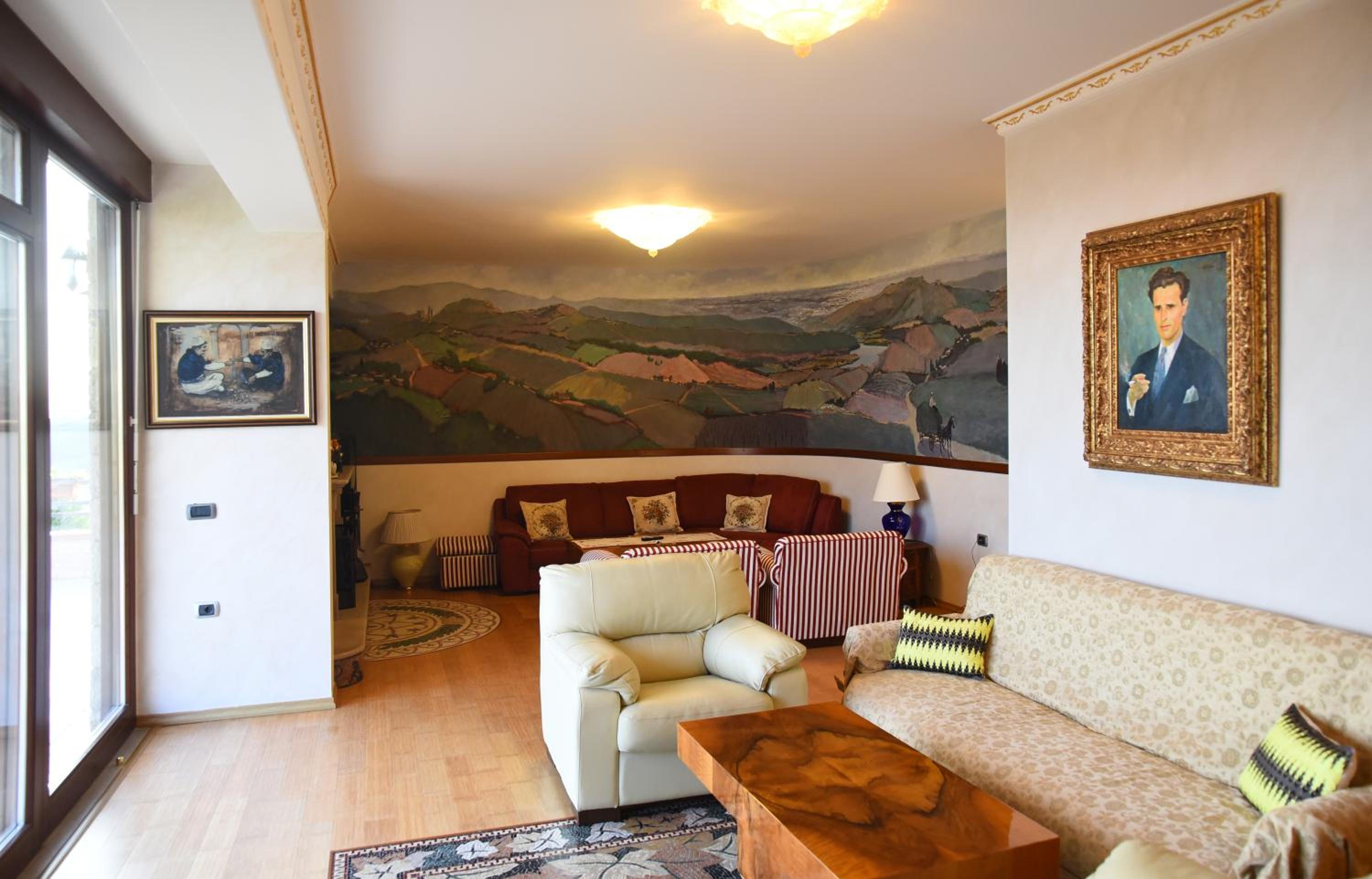 #IoniaHouse Surrel Villa