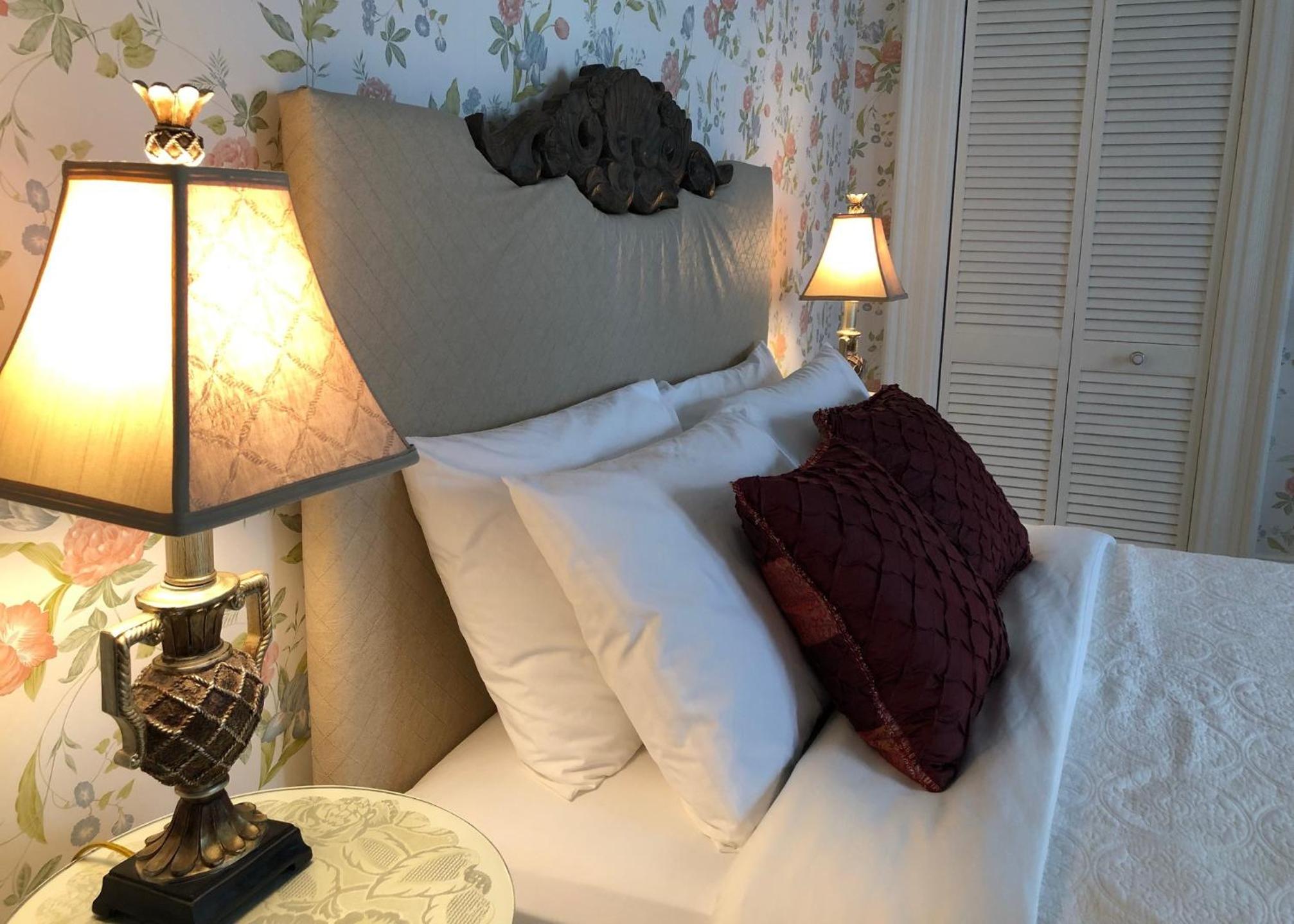 Balmoral House Bed & Breakfast - Image 2