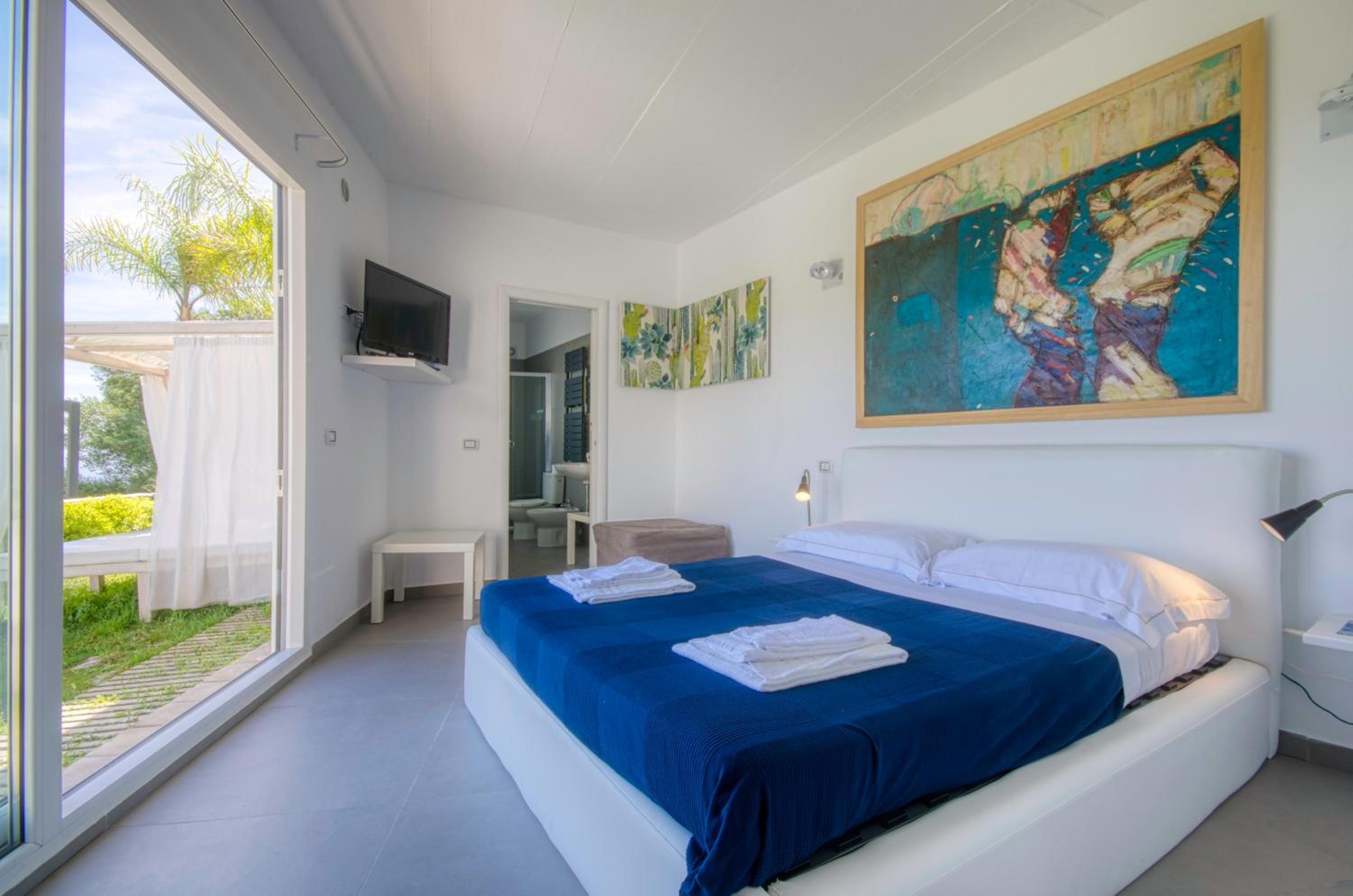 Luxury Taorum villa with spectacular sea views in Taormina