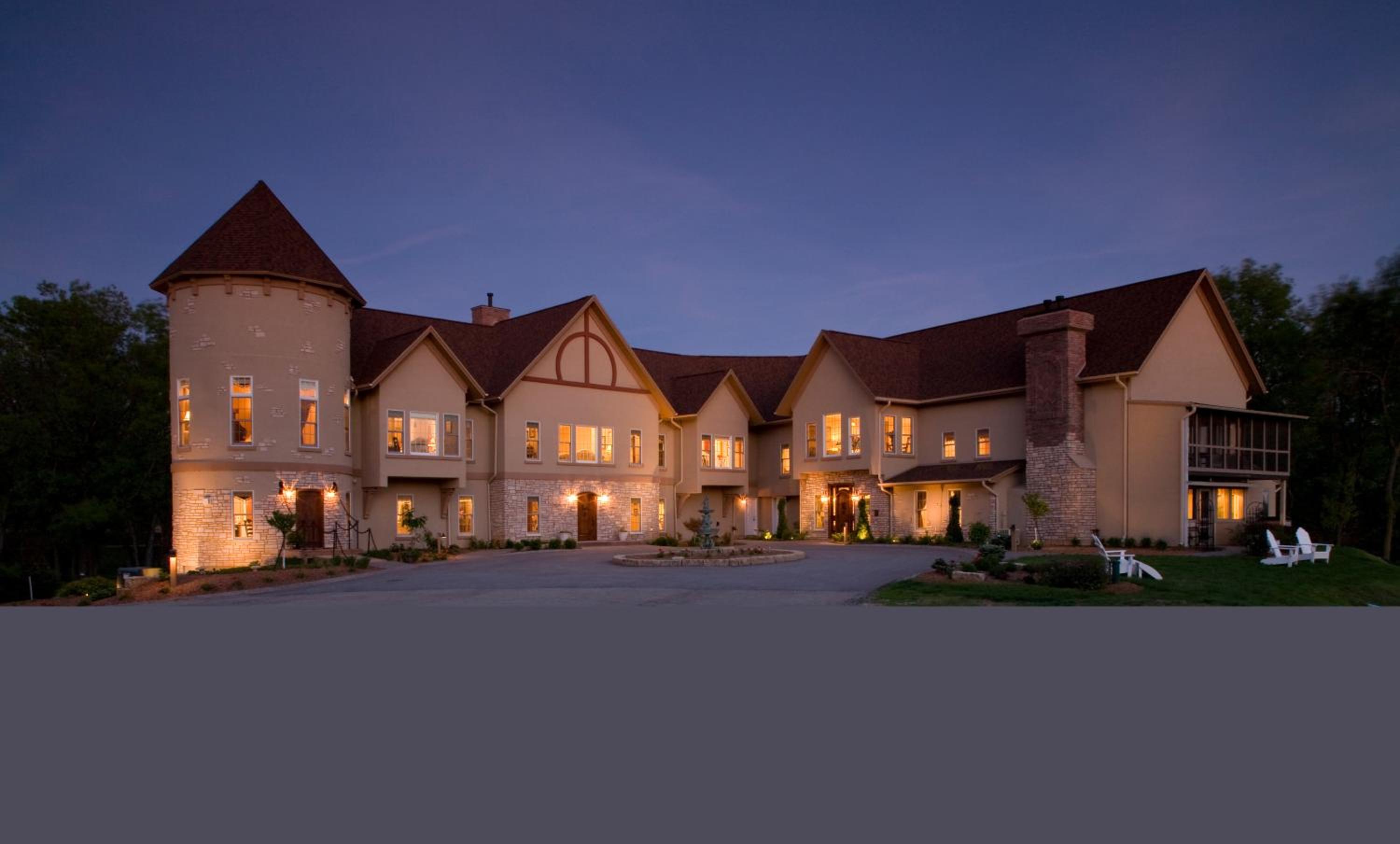 Galena Vacations - Goldmoor Inn  Resort - Property Image 1