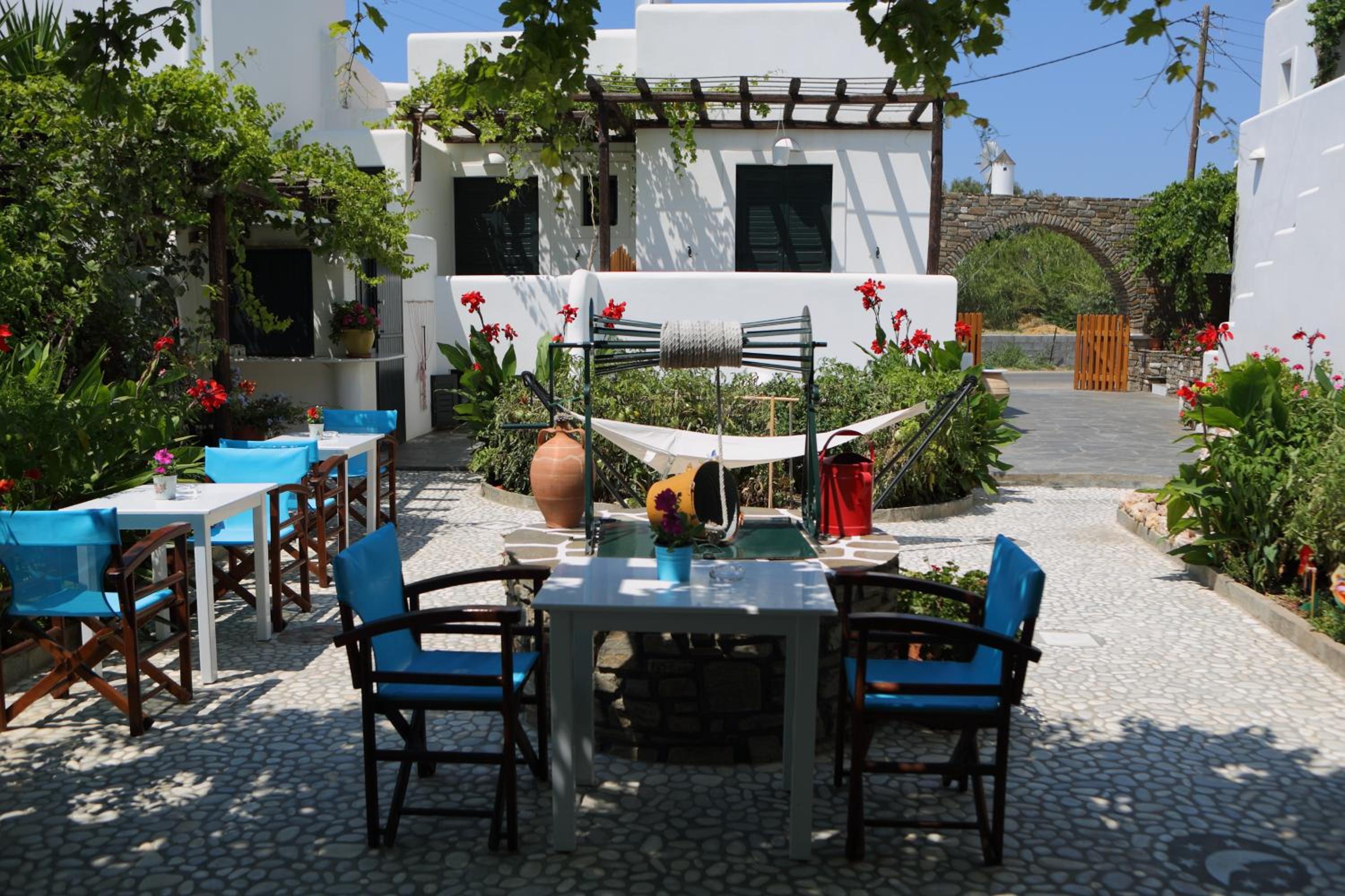 Eleni Rooms