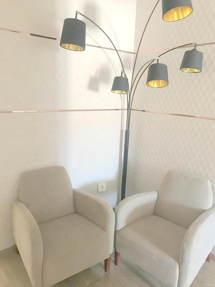 Modern Hostal