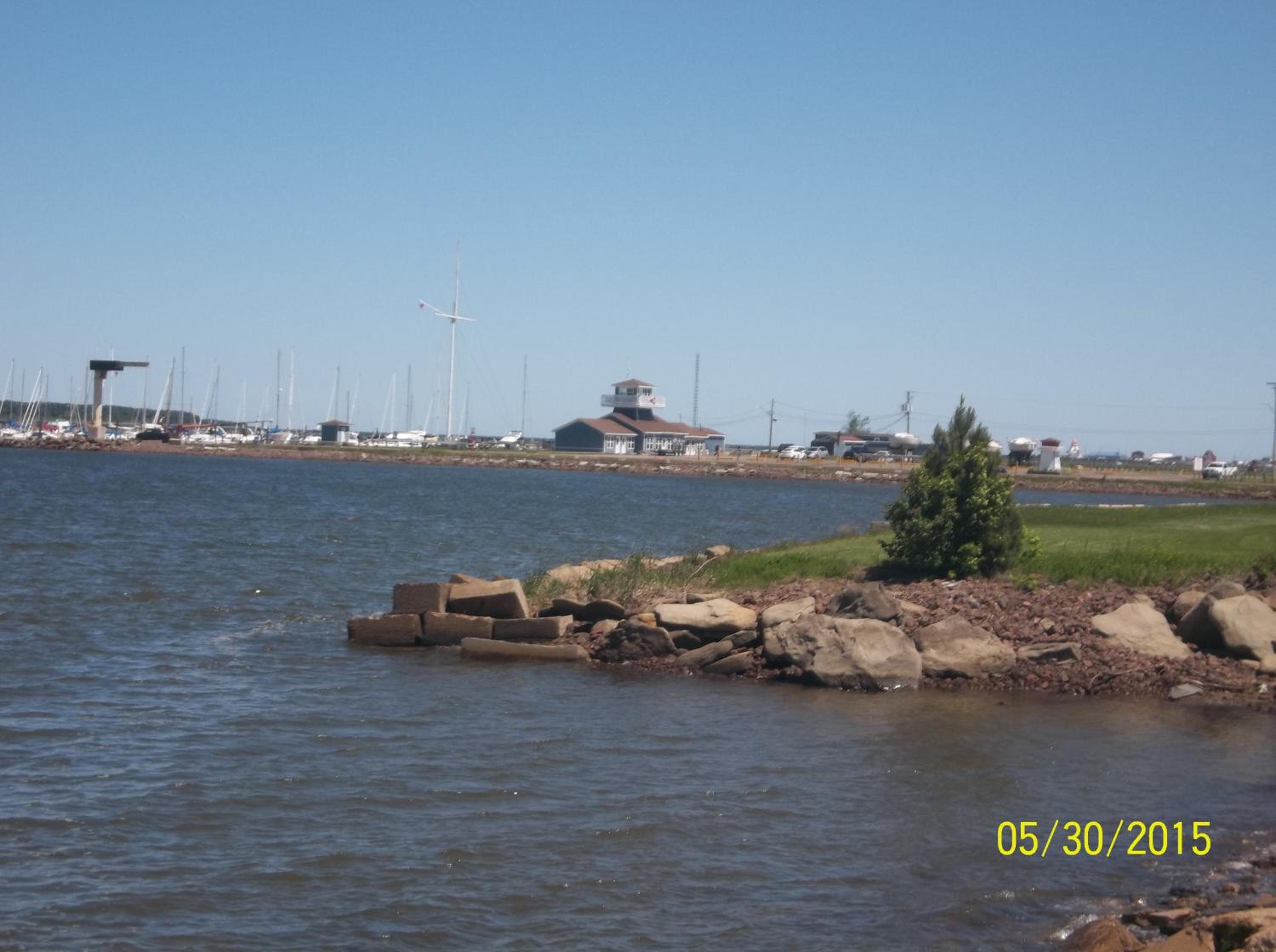 Cottage Jasmine on the Shediac Bay with hot tub