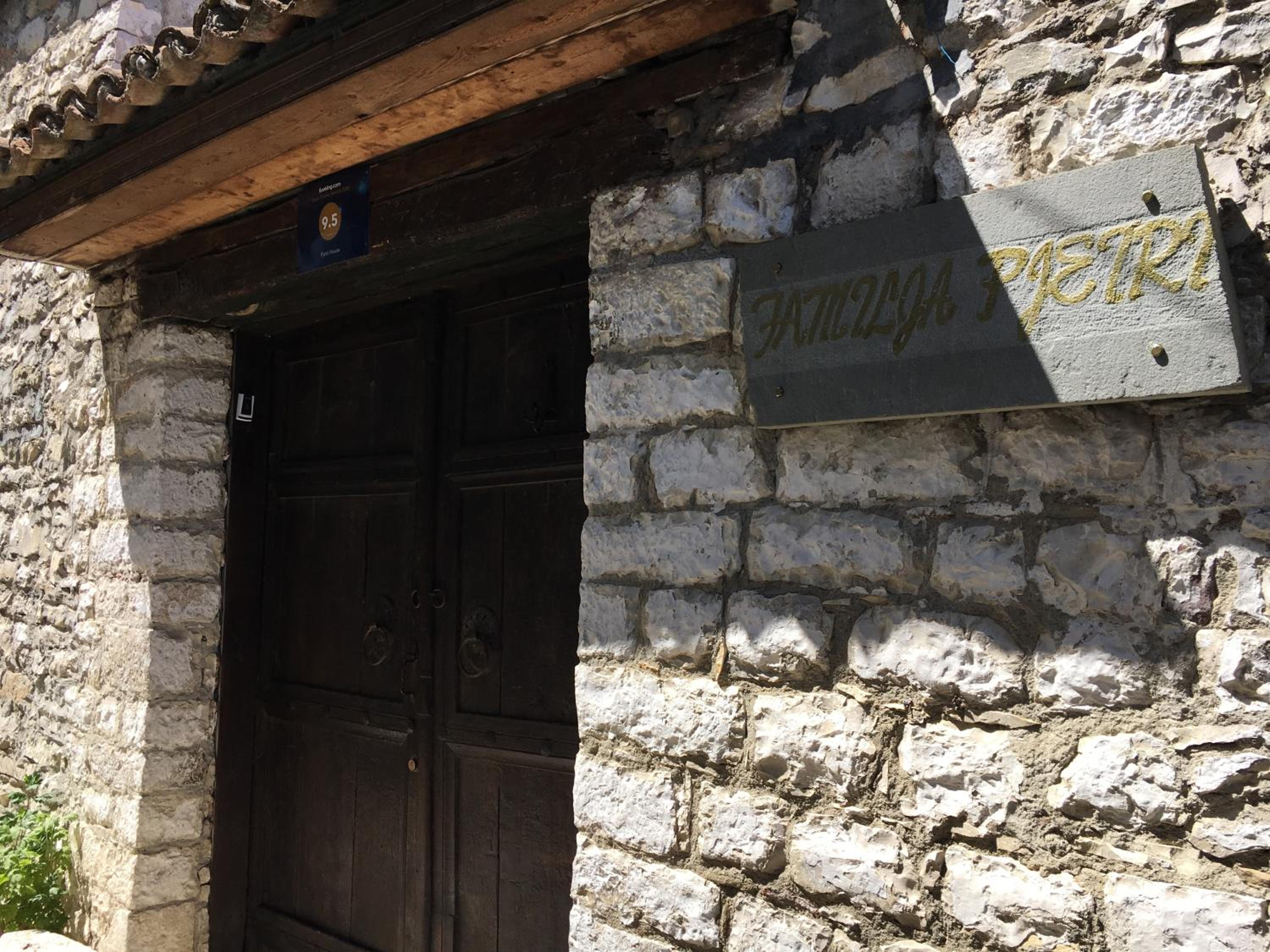 Pjetri House