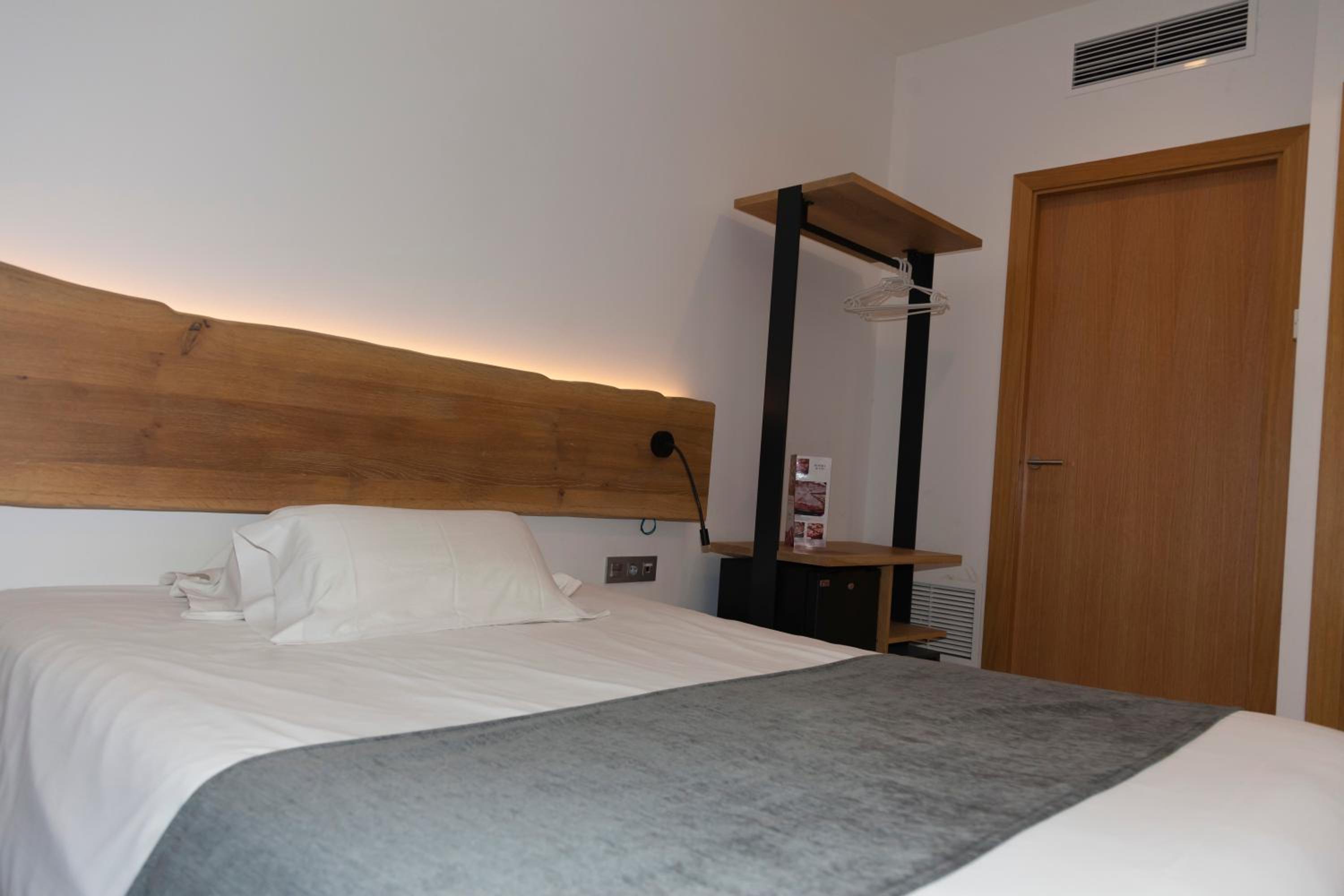 Hostal Paris