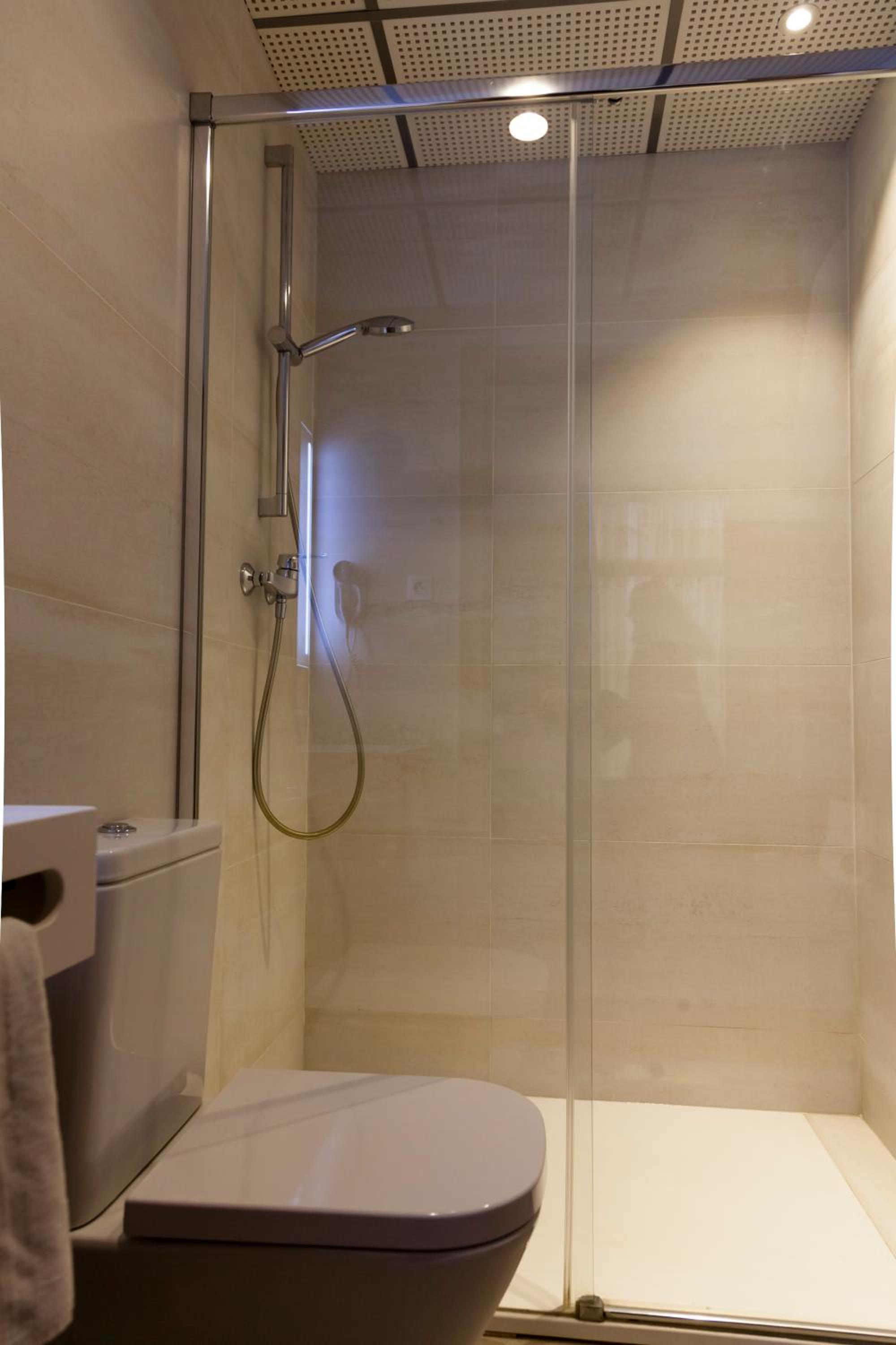 Hostal Paris
