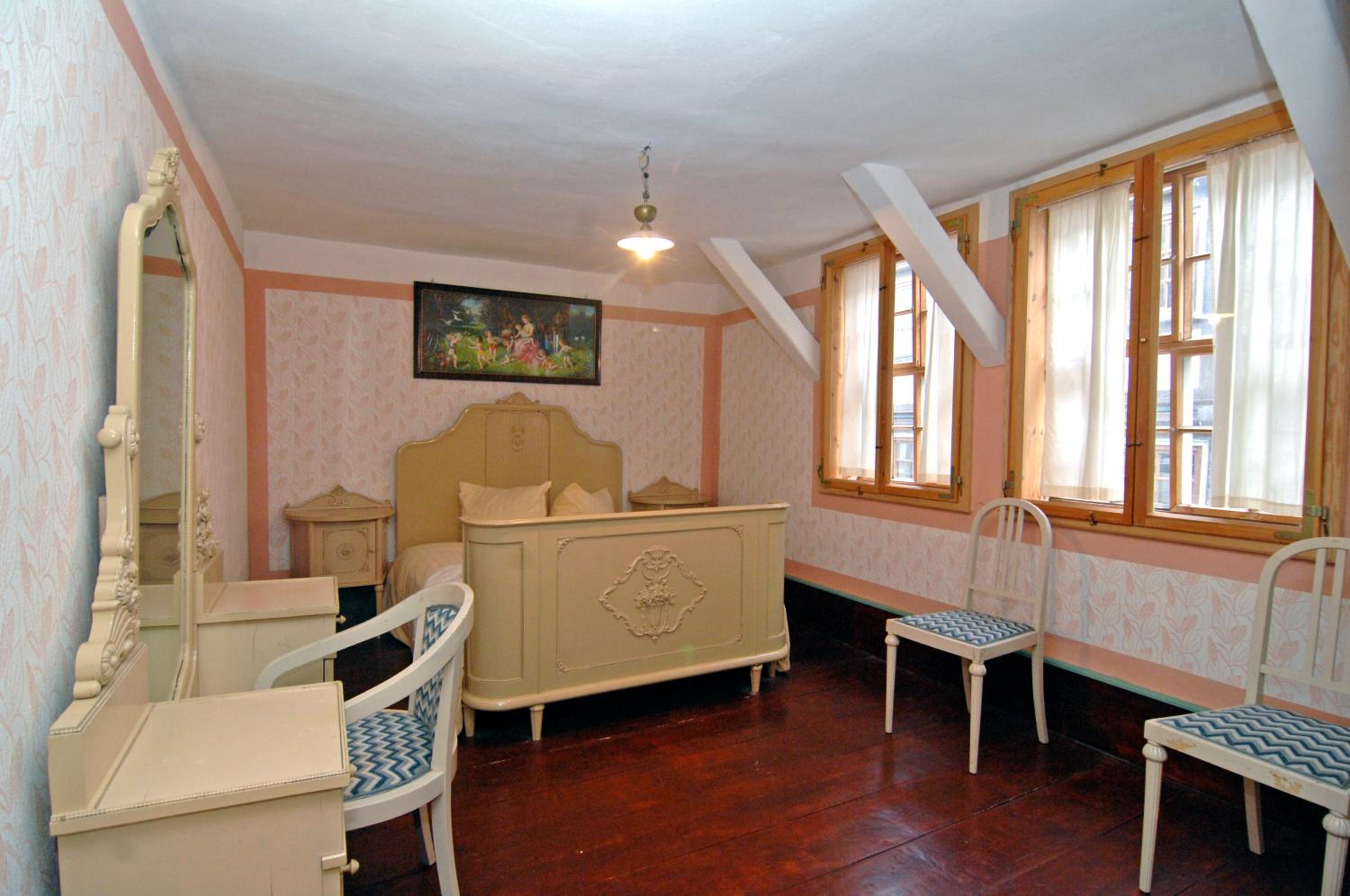Photo 18