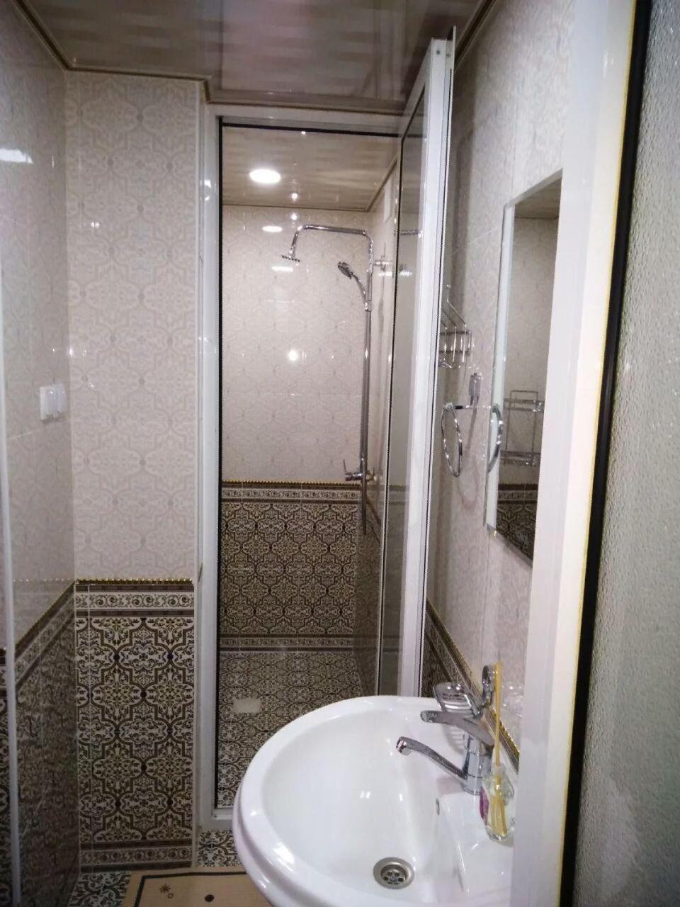 SHAHNOZA GRAND