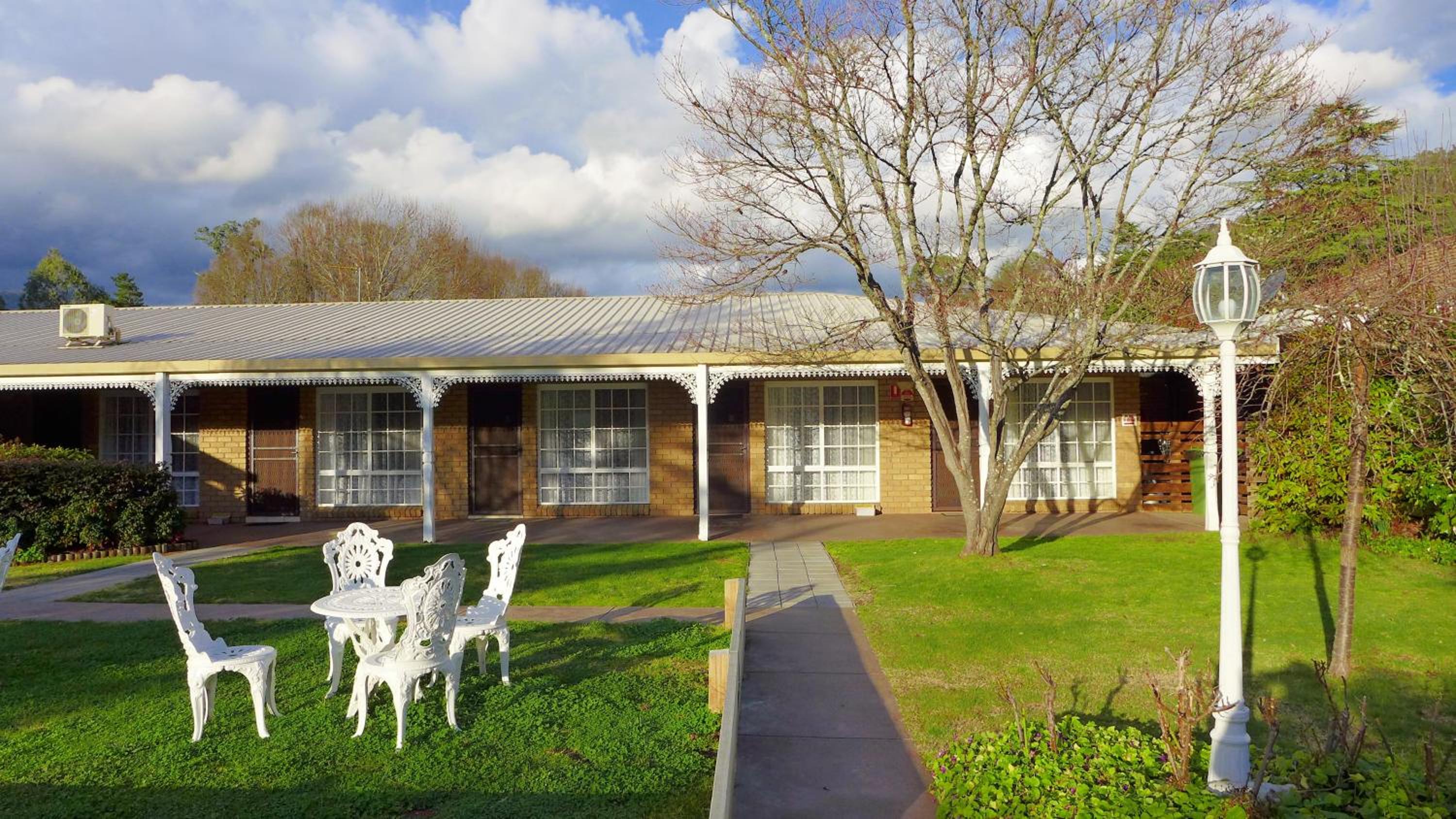 Bright Avenue Motor Inn