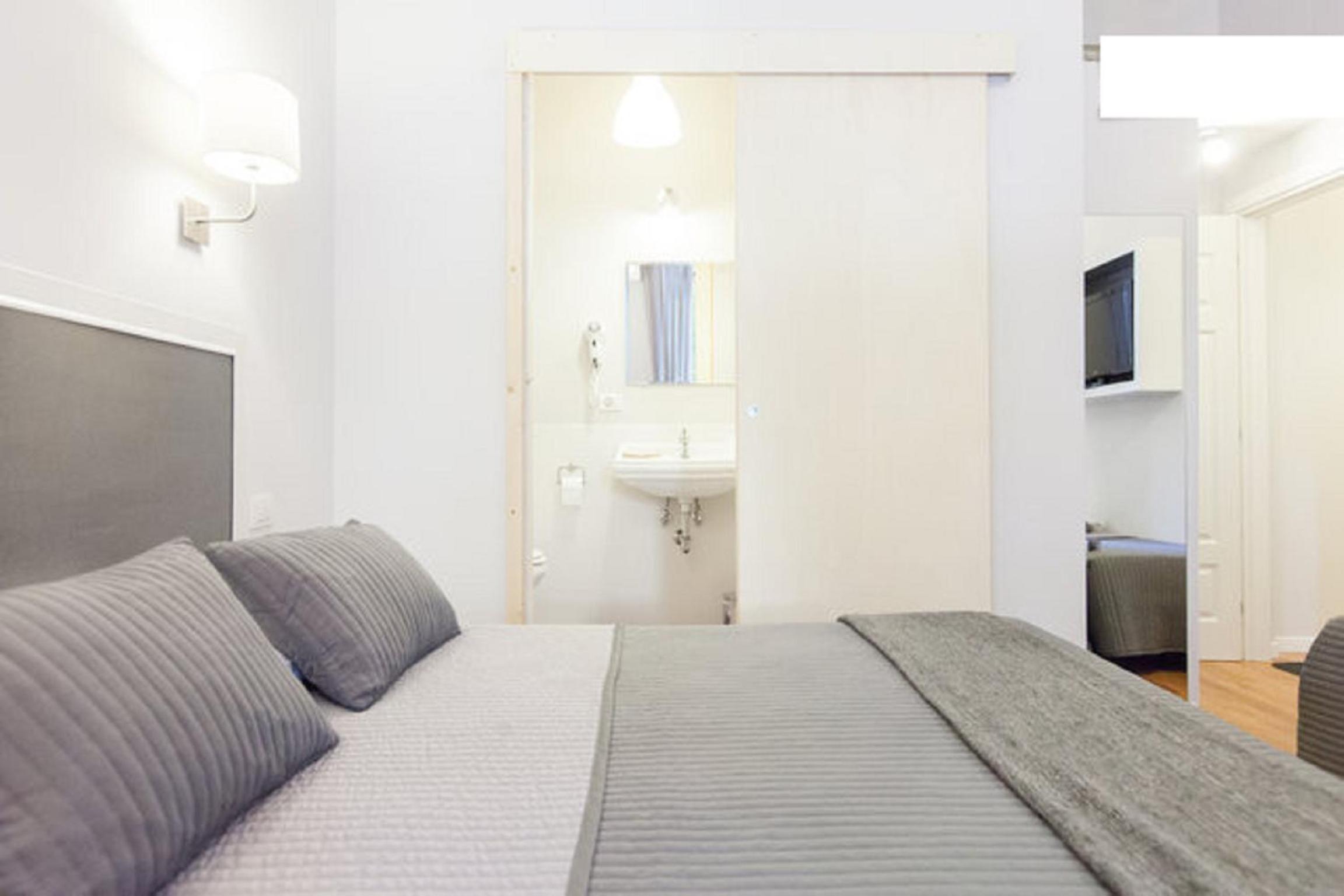 AmoRoma Suite