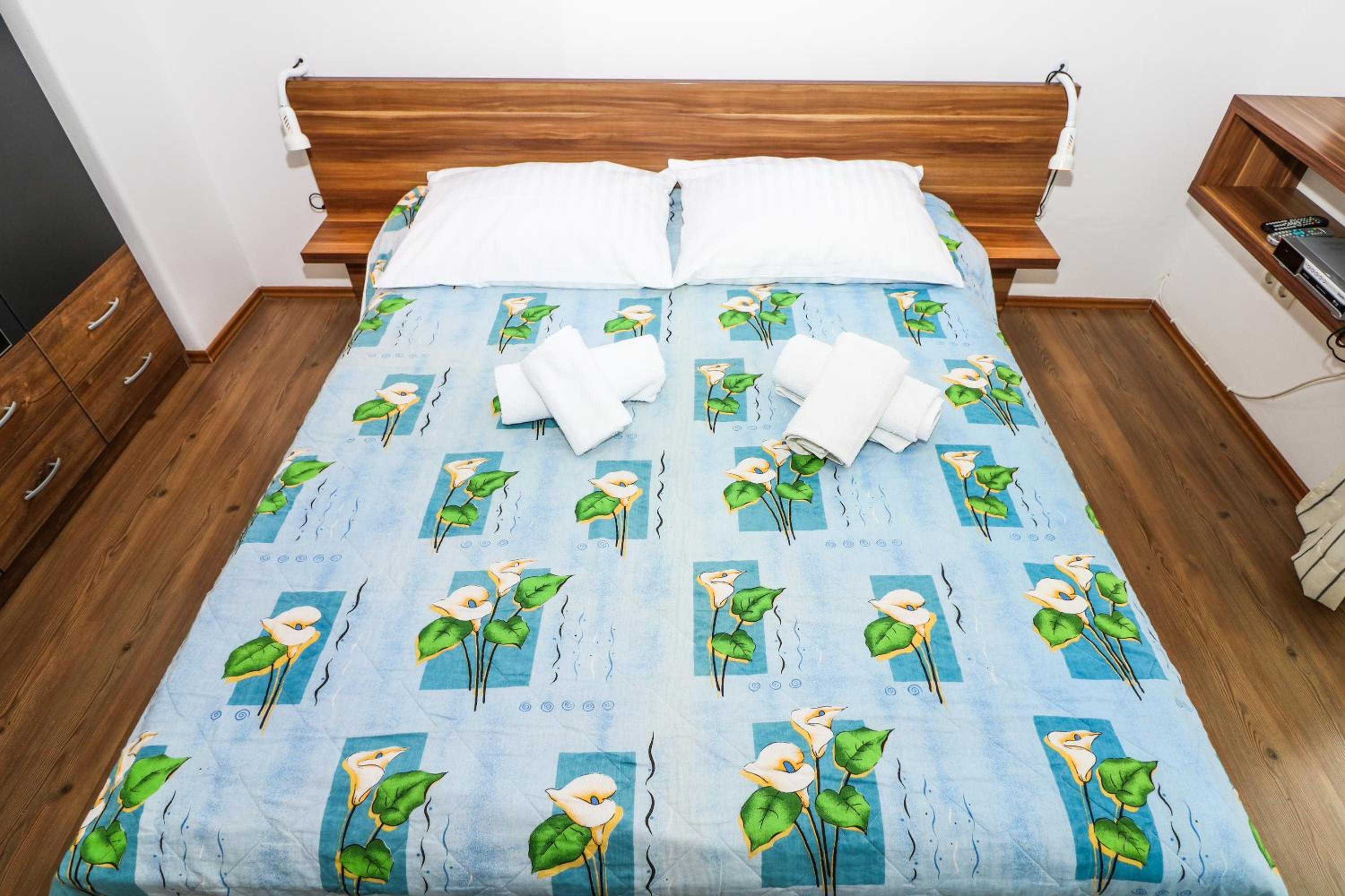 Apartments Magla with Terrace
