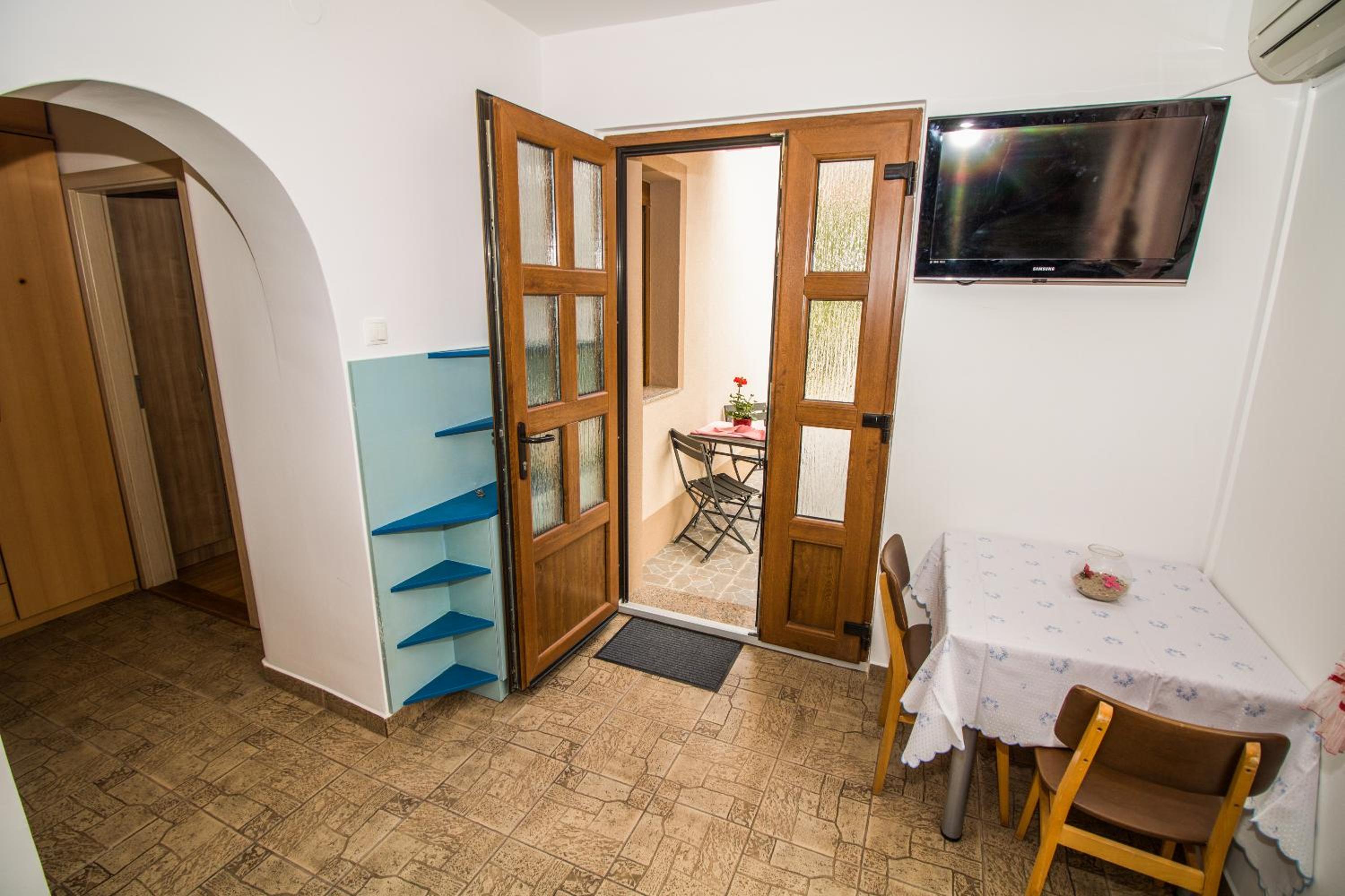 Apartments Magla with Terrace