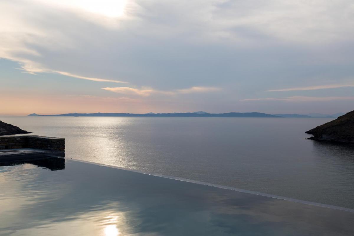 Xyla Beach Studios view 4