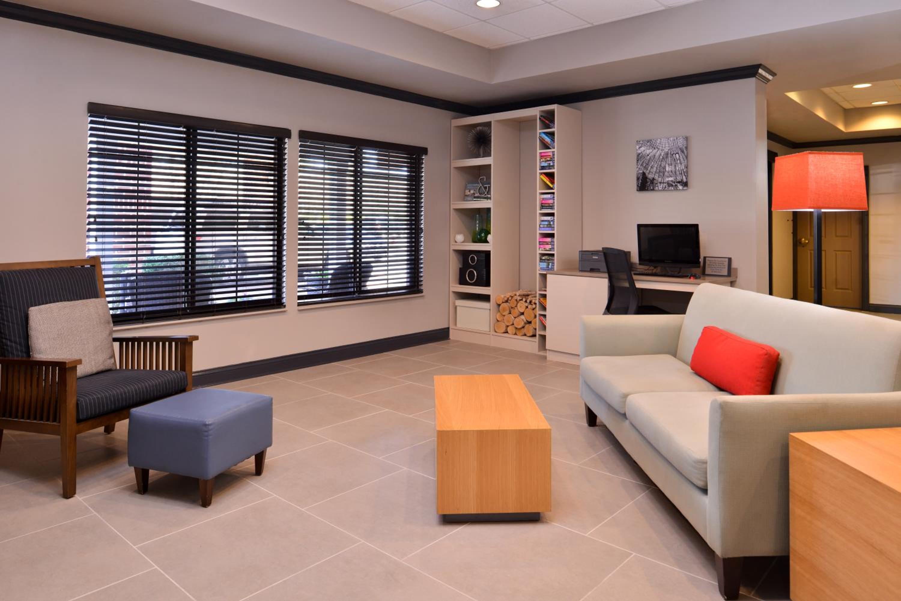 Country Inn Suites by Radisson Raleigh-Durham Airport NC - Property Image 50
