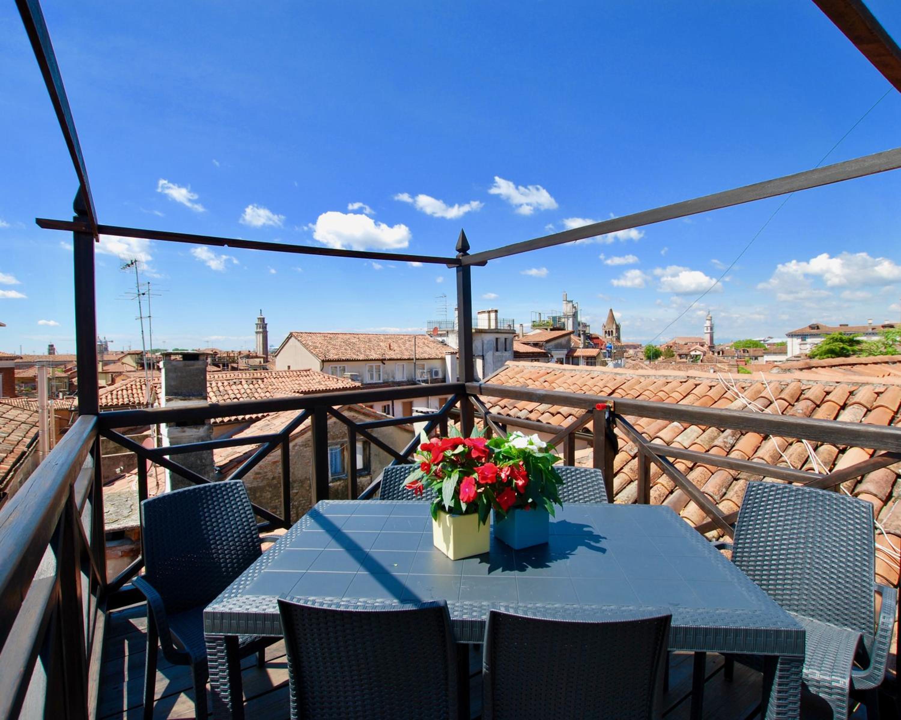 CA GRIMANI Double Apartment: private terrace and stunning view