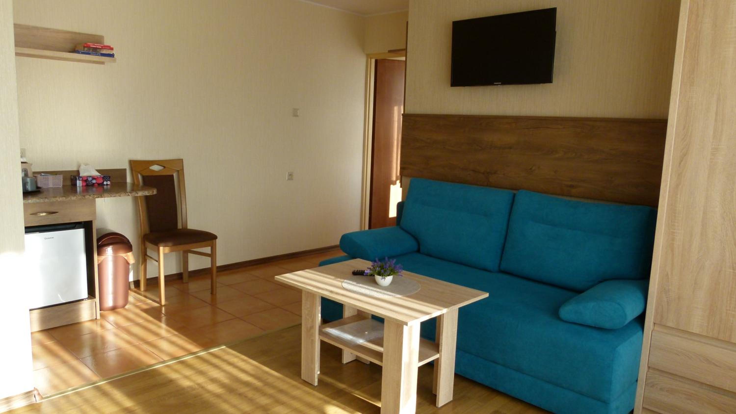 Photo 7