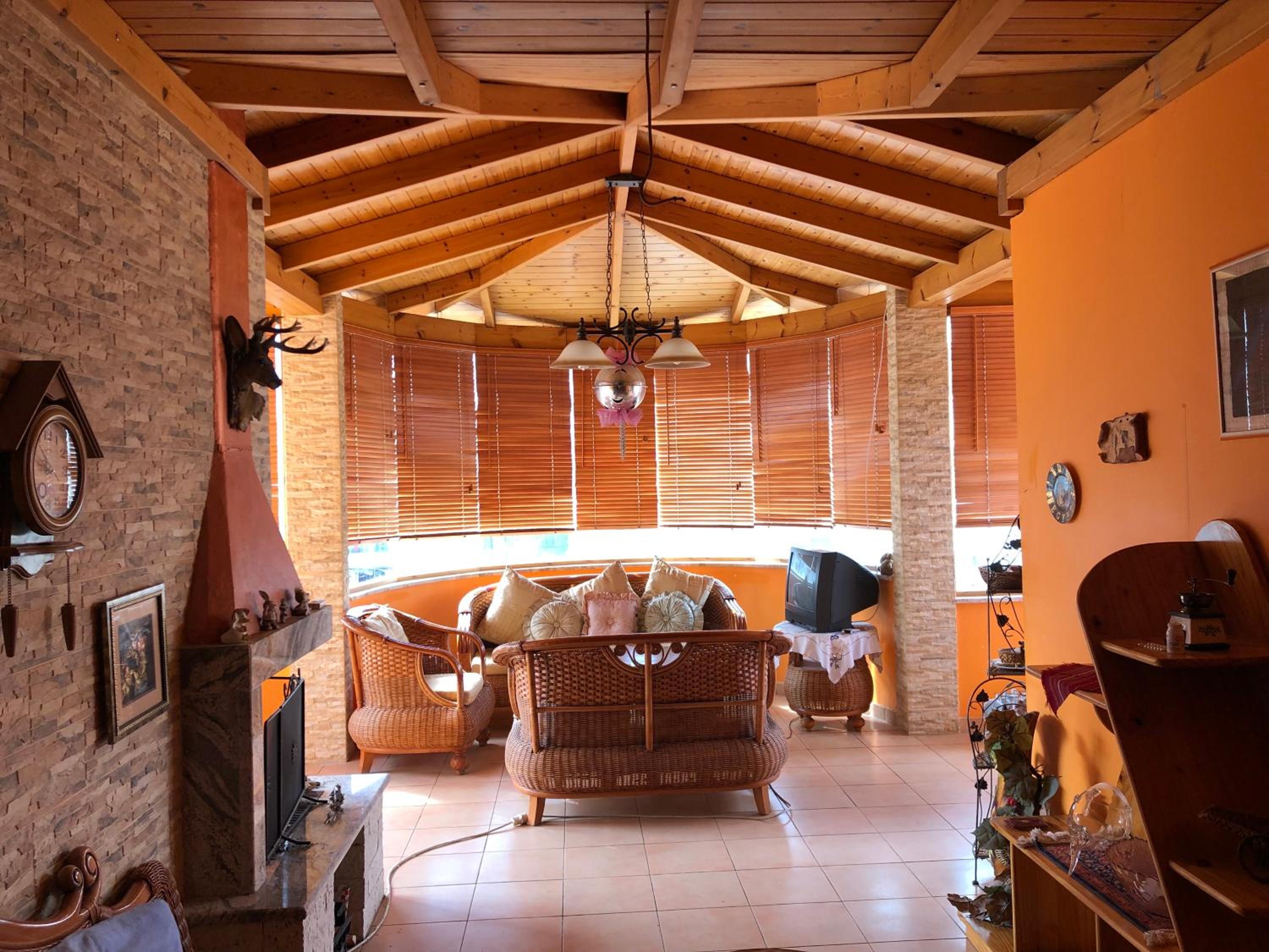 Don Robert Apartment