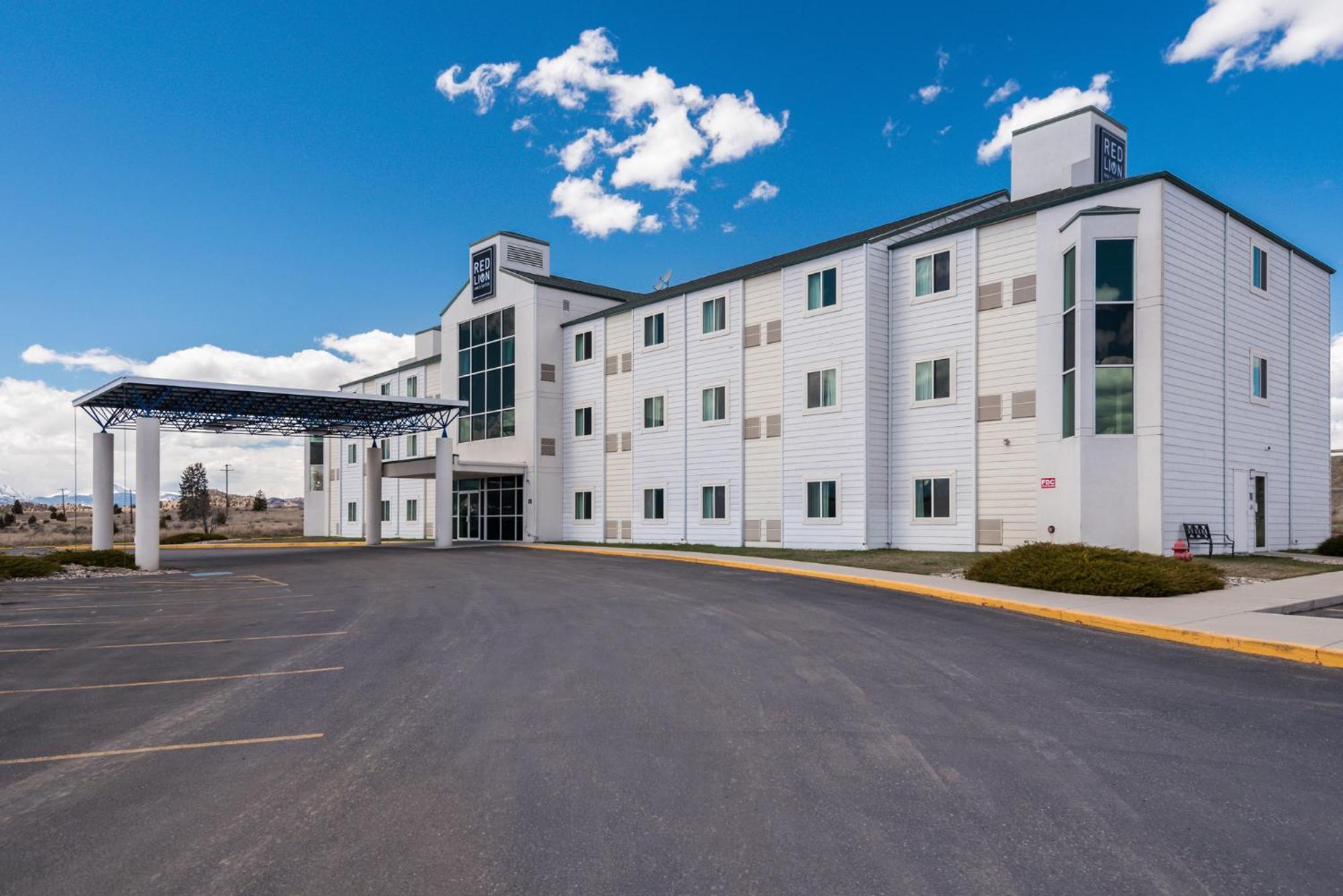 Butte Vacations - Red Lion Inn  Suites Butte - Property Image 6