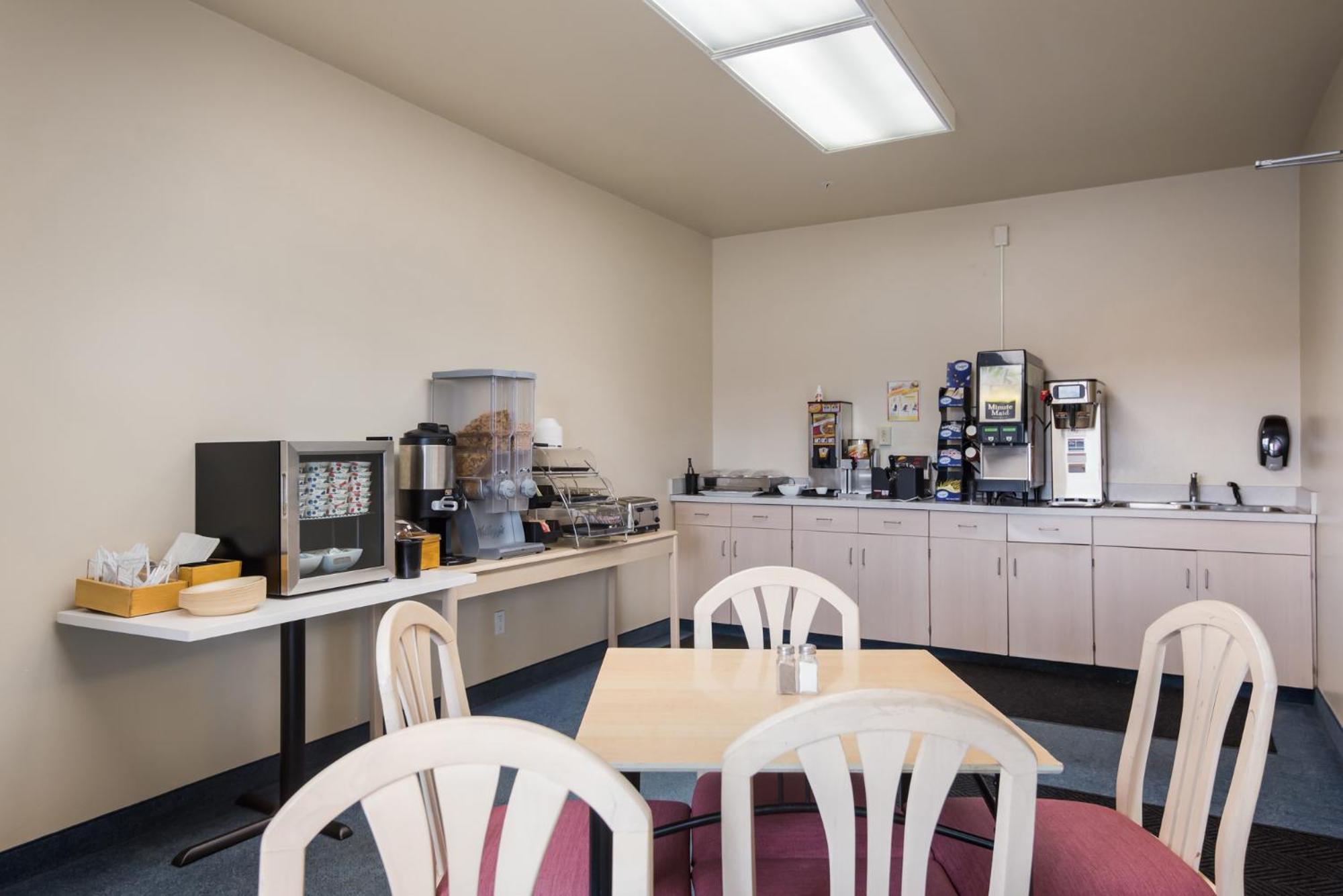 Red Lion Inn & Suites Butte
